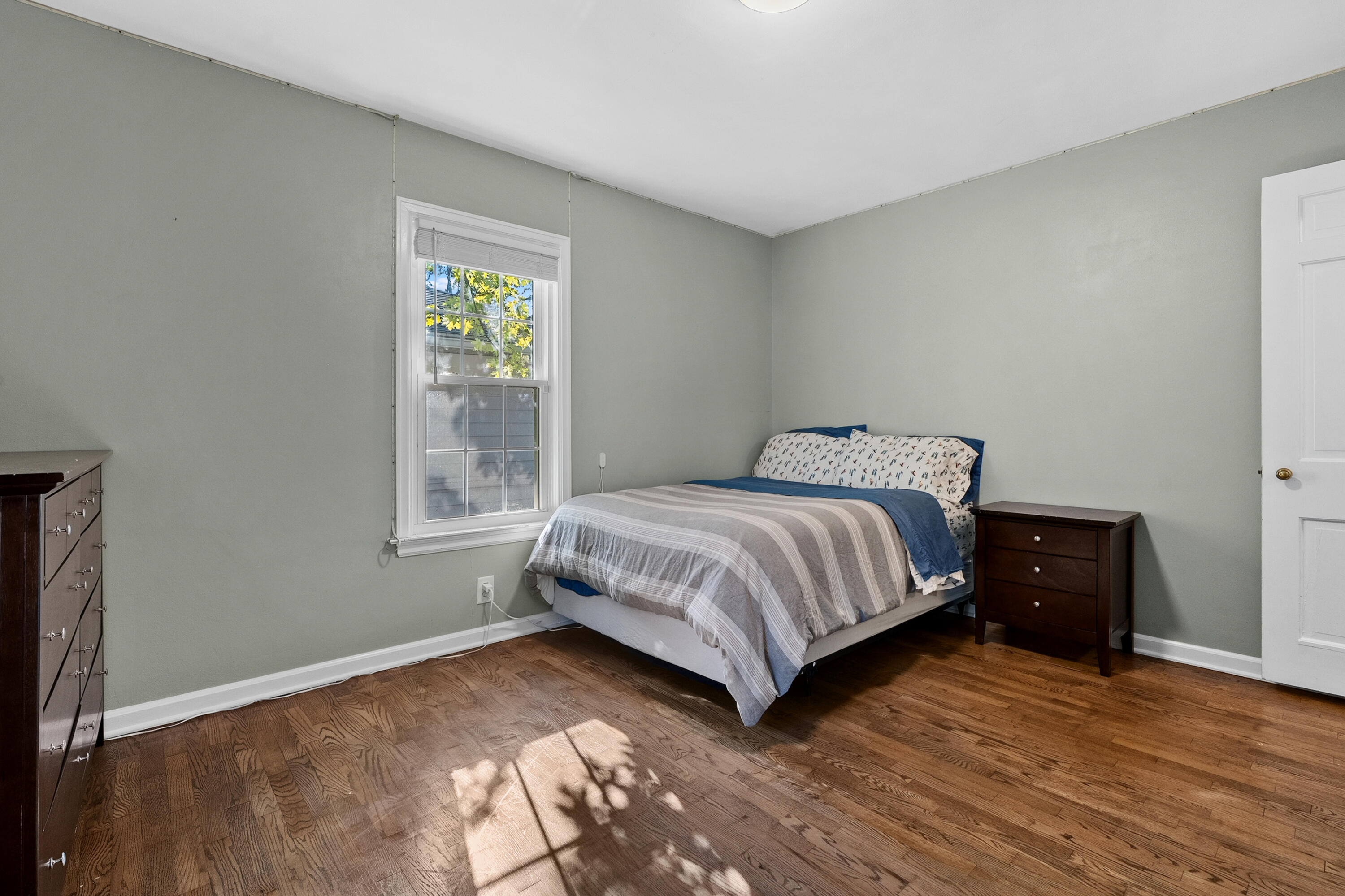 1221 Lakeway Avenue Kalamazoo MI 49001