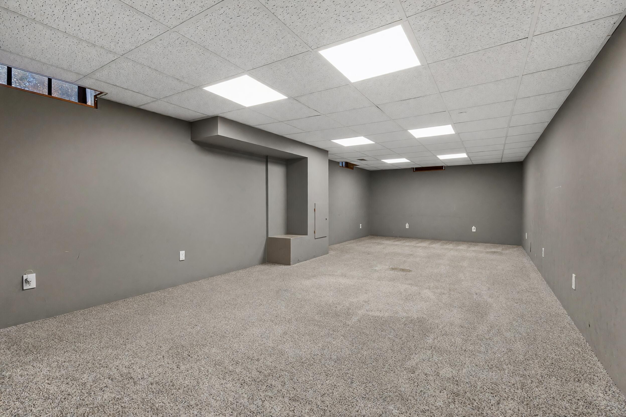 1221 Lakeway Avenue Kalamazoo MI 49001