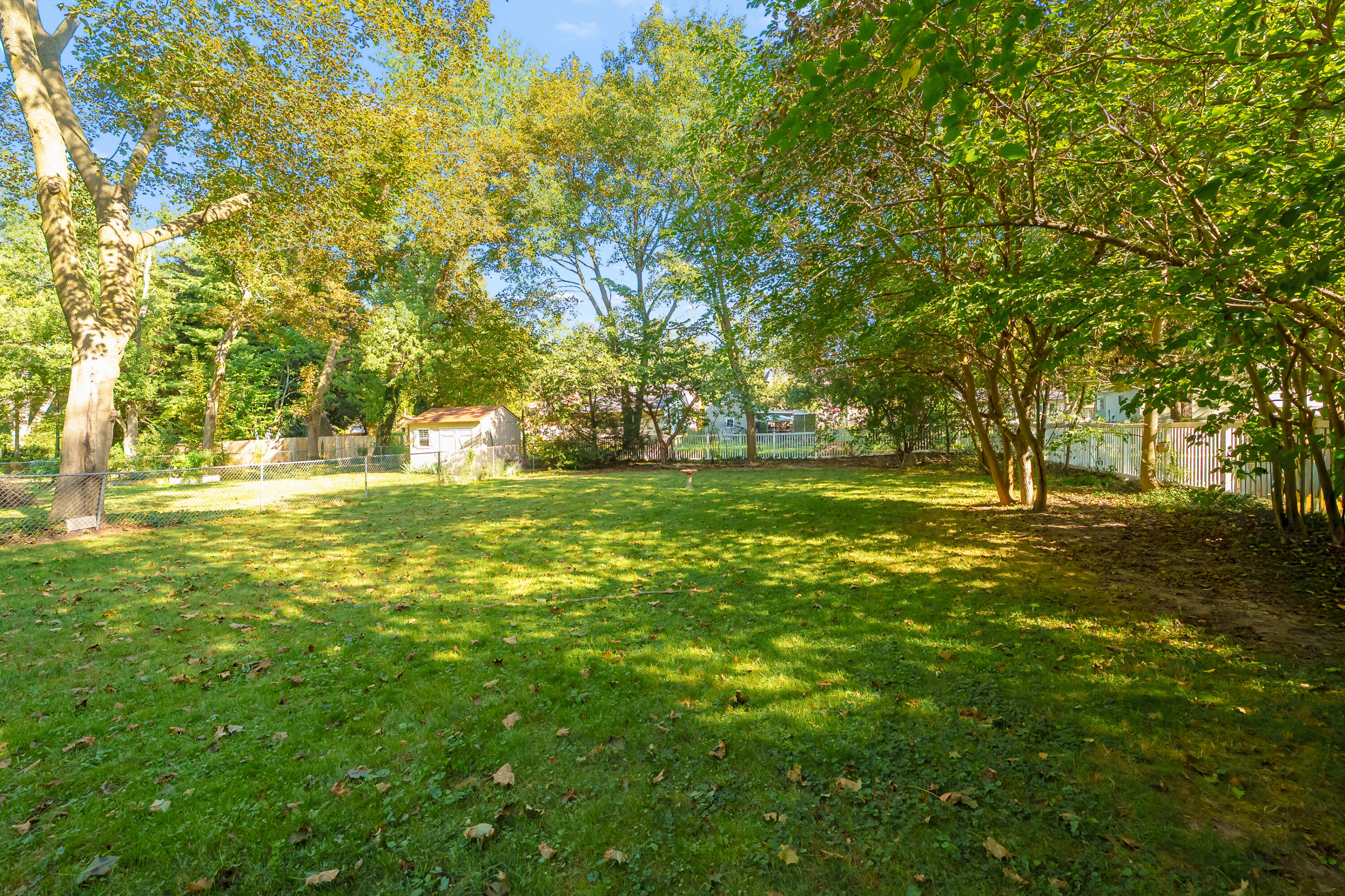 1221 Lakeway Avenue Kalamazoo MI 49001