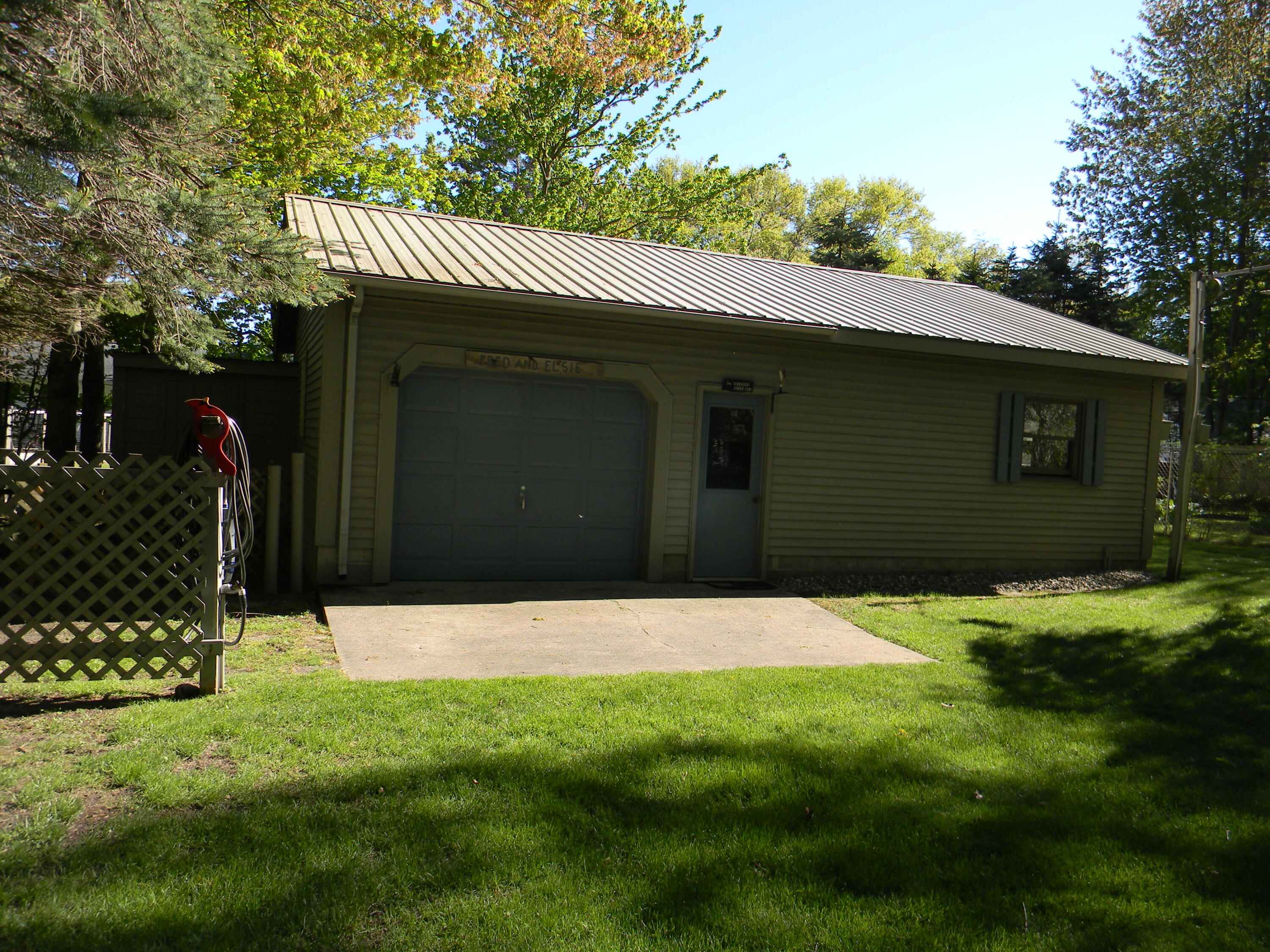6679 W Timber Lane Ludington MI 49431