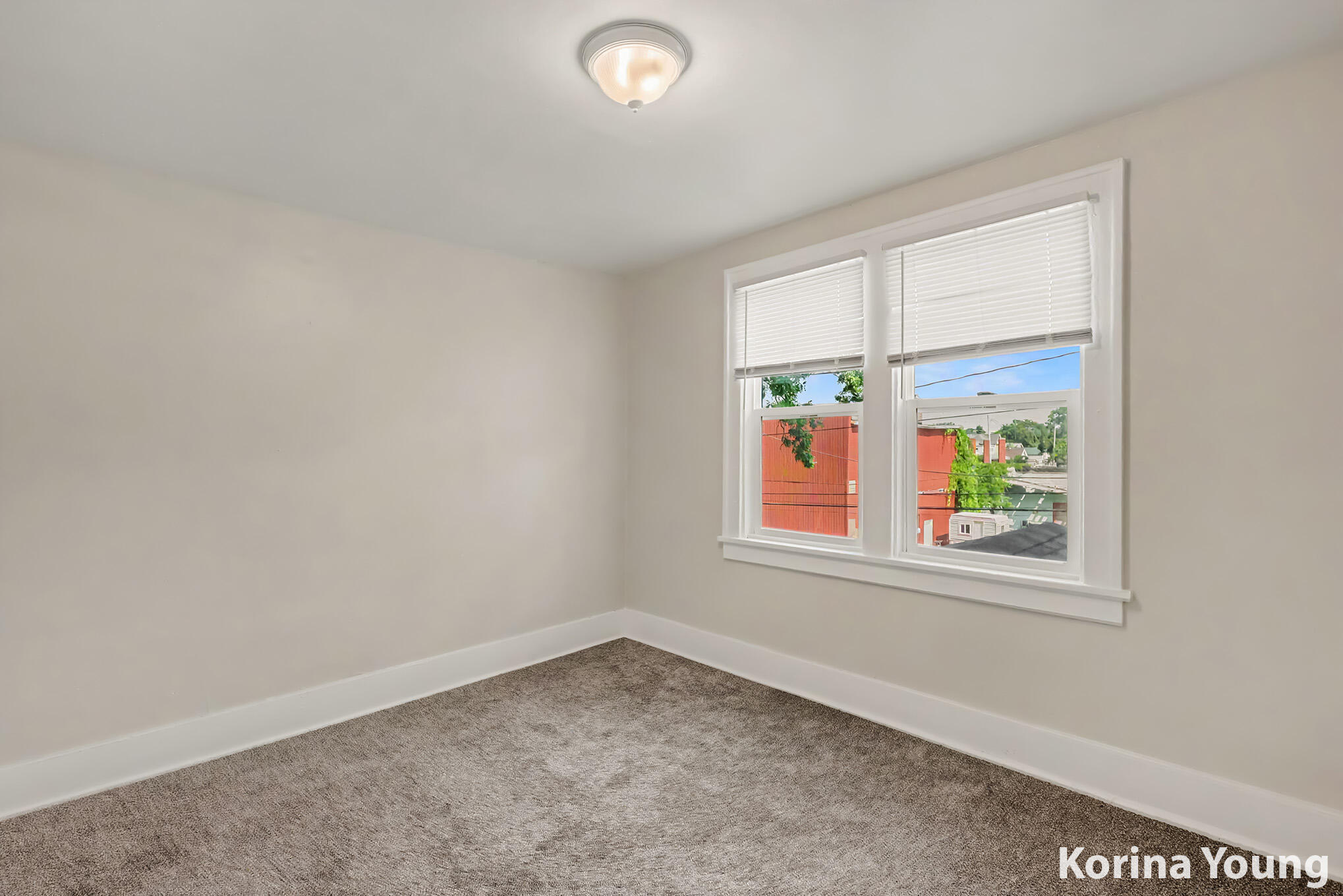 19 Irwin Avenue Muskegon MI 49442