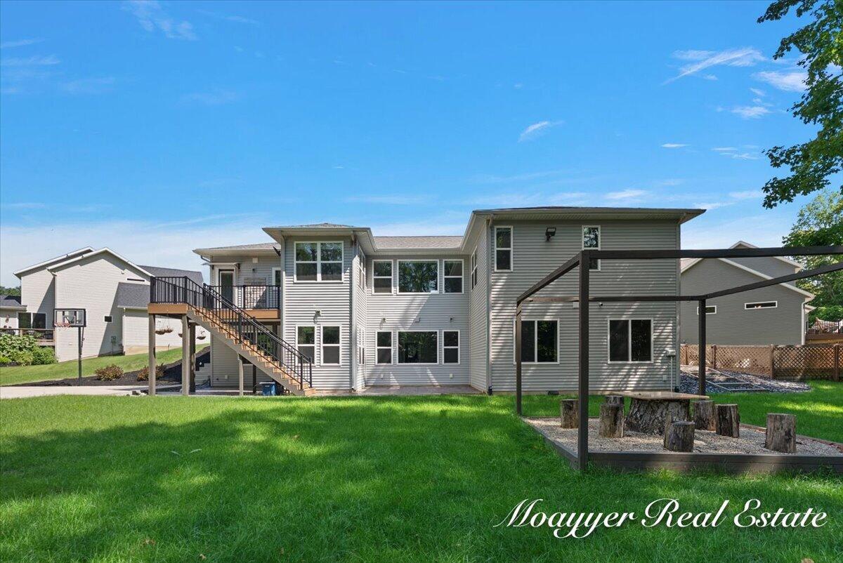 1835 Gloryfield Drive SW Byron Center MI 49315