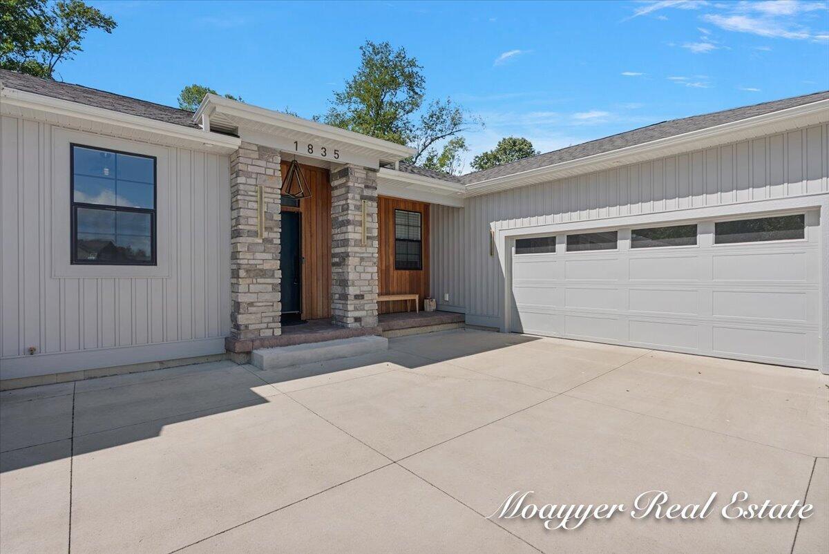 1835 Gloryfield Drive SW Byron Center MI 49315