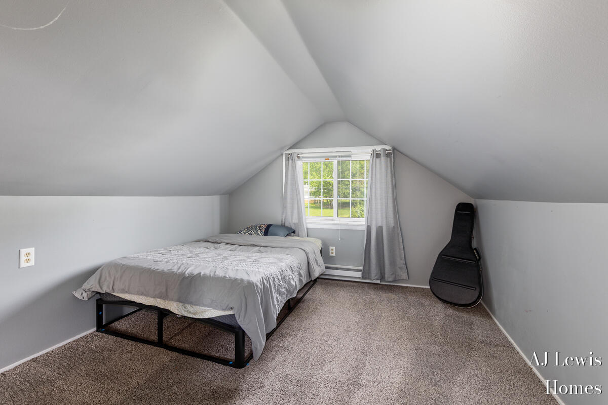 3370 Milo Street NW Grand Rapids MI 49534