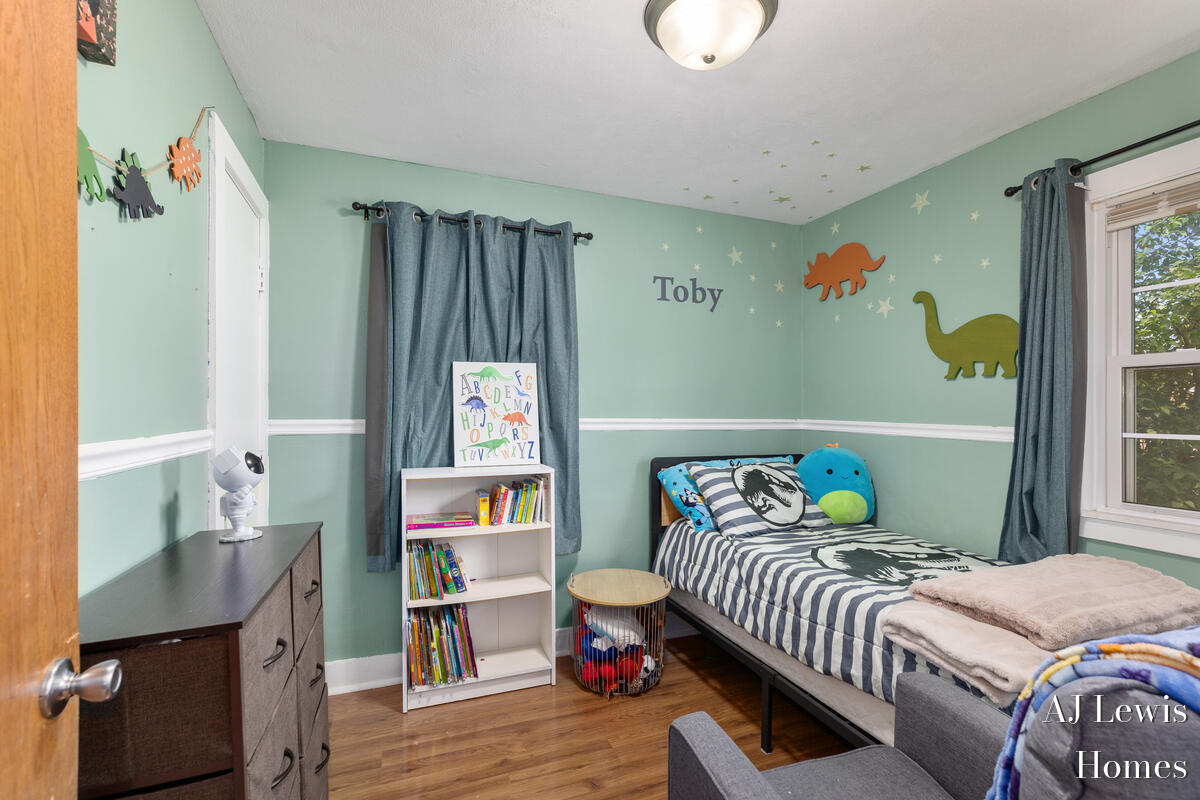 3370 Milo Street NW Grand Rapids MI 49534