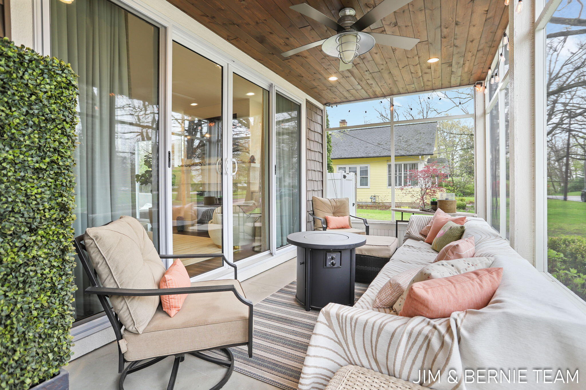 153 Elizabeth Street Saugatuck MI 49453