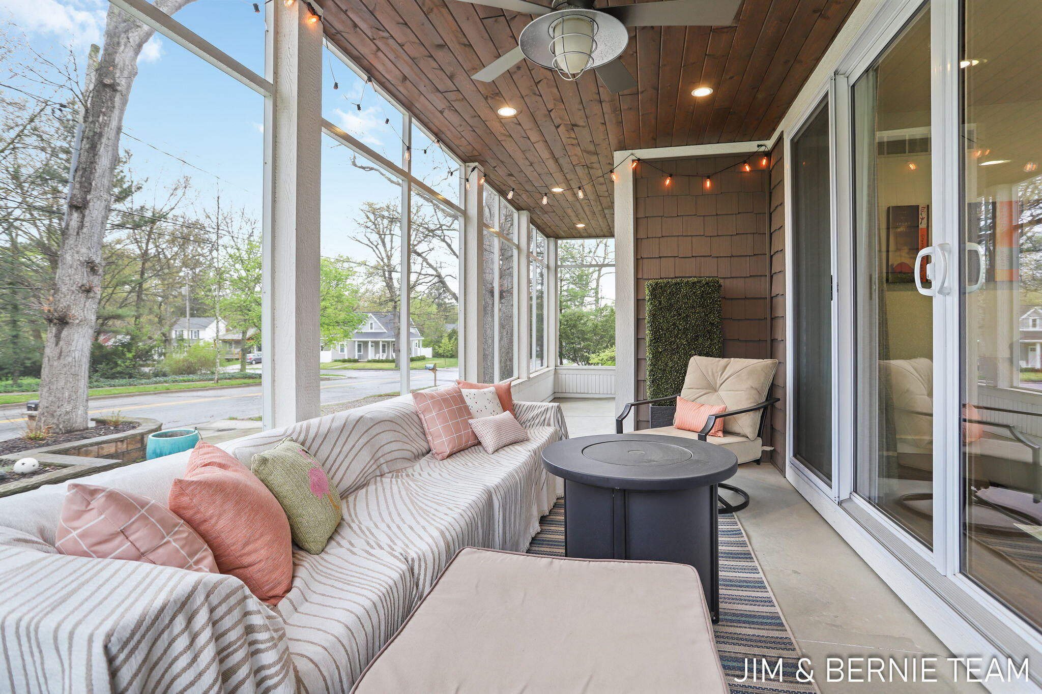 153 Elizabeth Street Saugatuck MI 49453