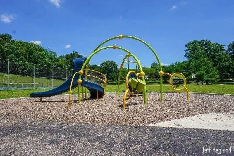 1808 Rossman Avenue SE Grand Rapids MI 49507
