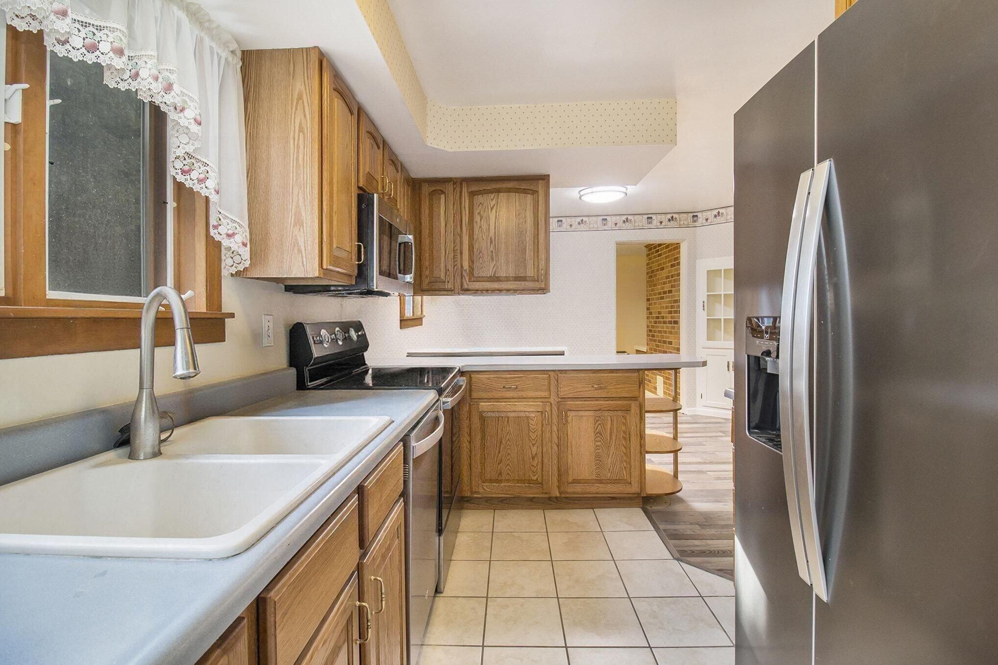 1540 Lakeshore Drive Ludington MI 49431