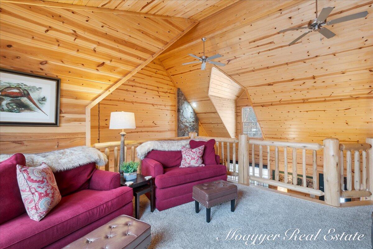 3577 Kingfisher Cove Drive Saugatuck MI 49453