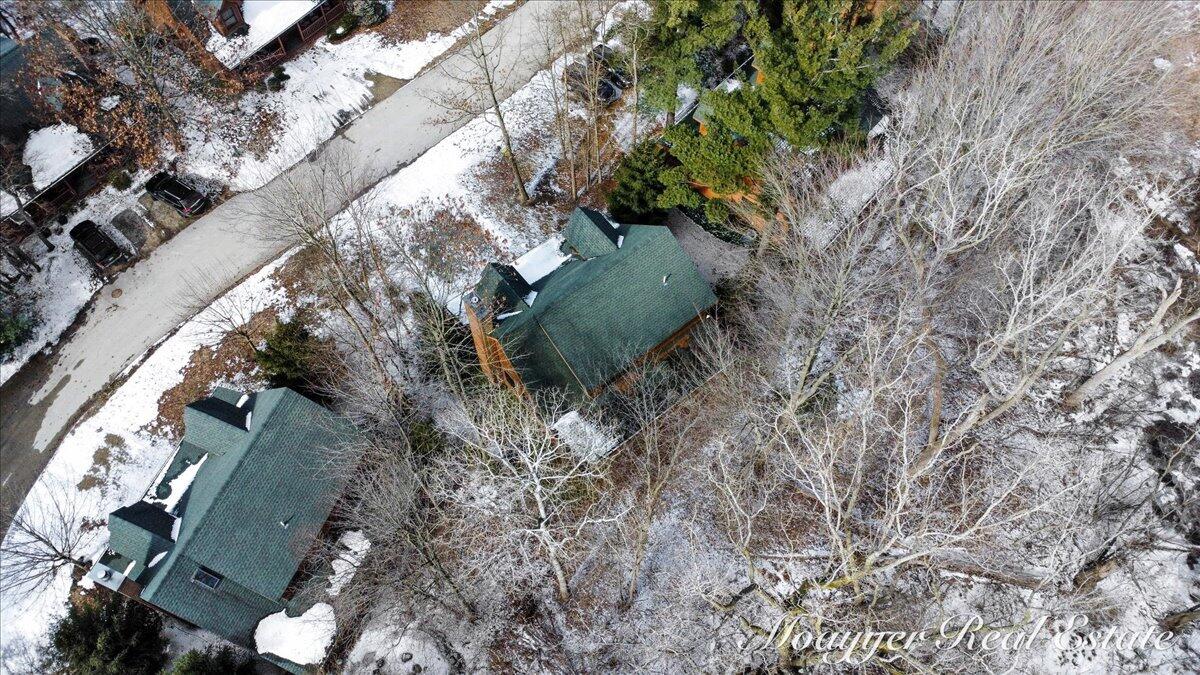 3577 Kingfisher Cove Drive Saugatuck MI 49453