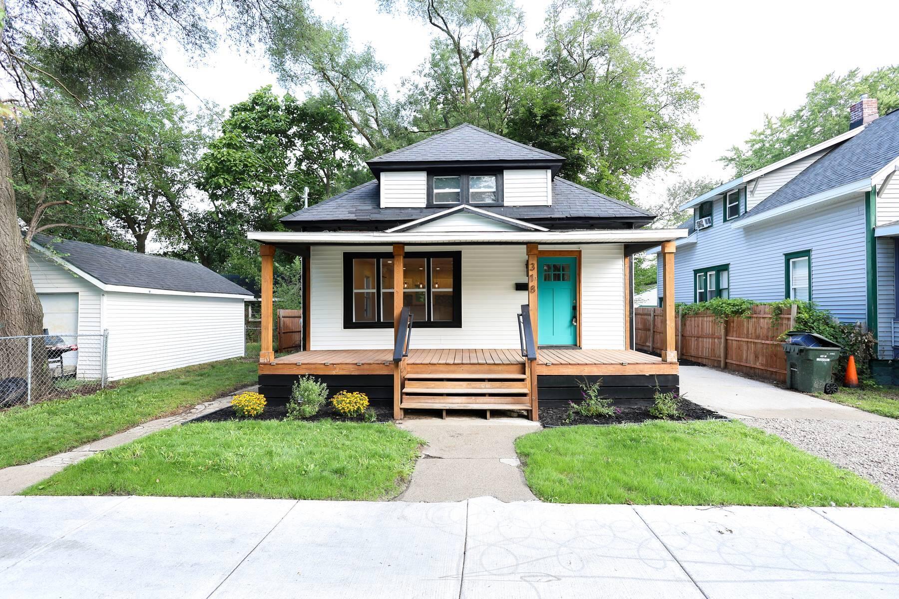 318 Catherine Avenue Muskegon MI 49442