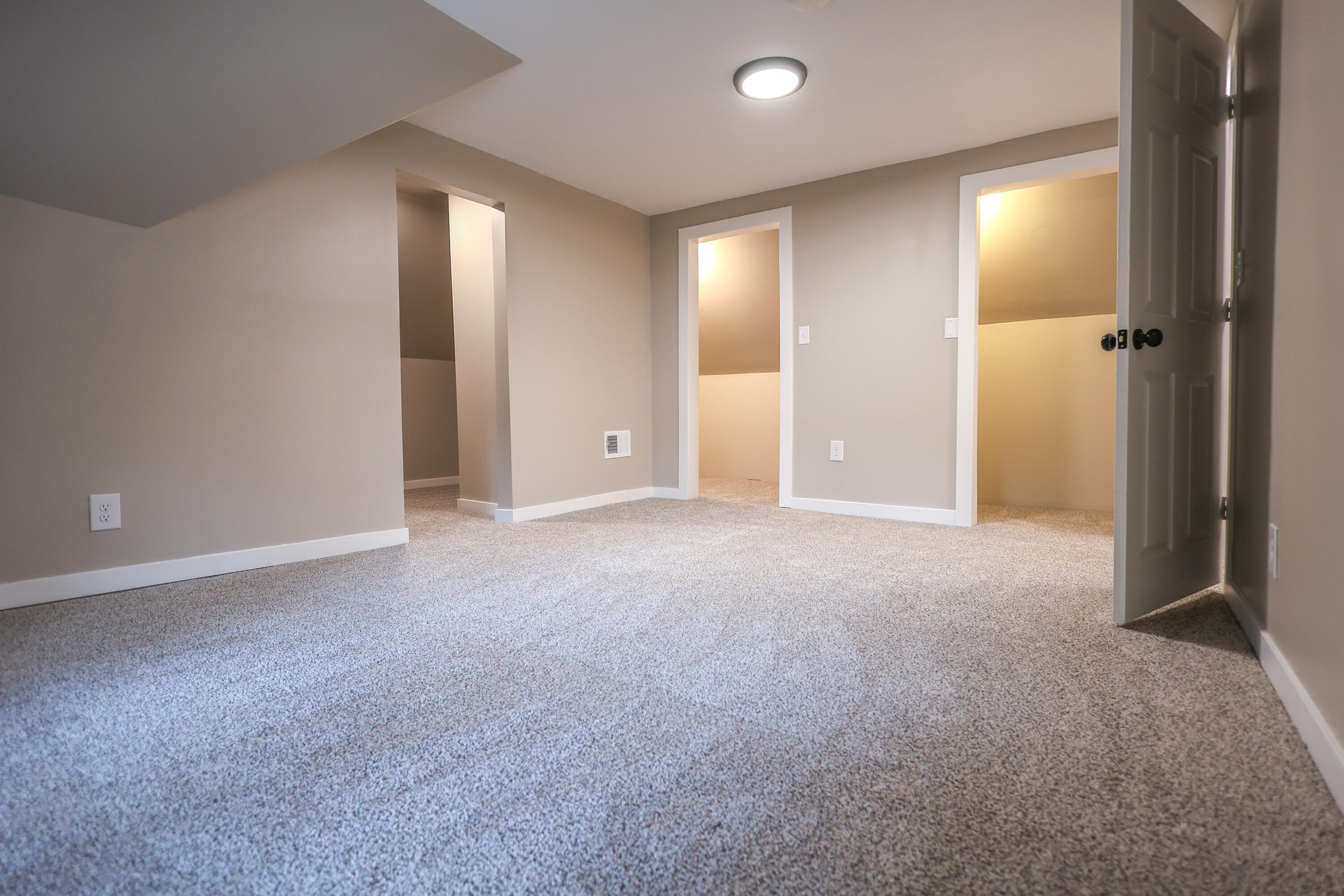 318 Catherine Avenue Muskegon MI 49442