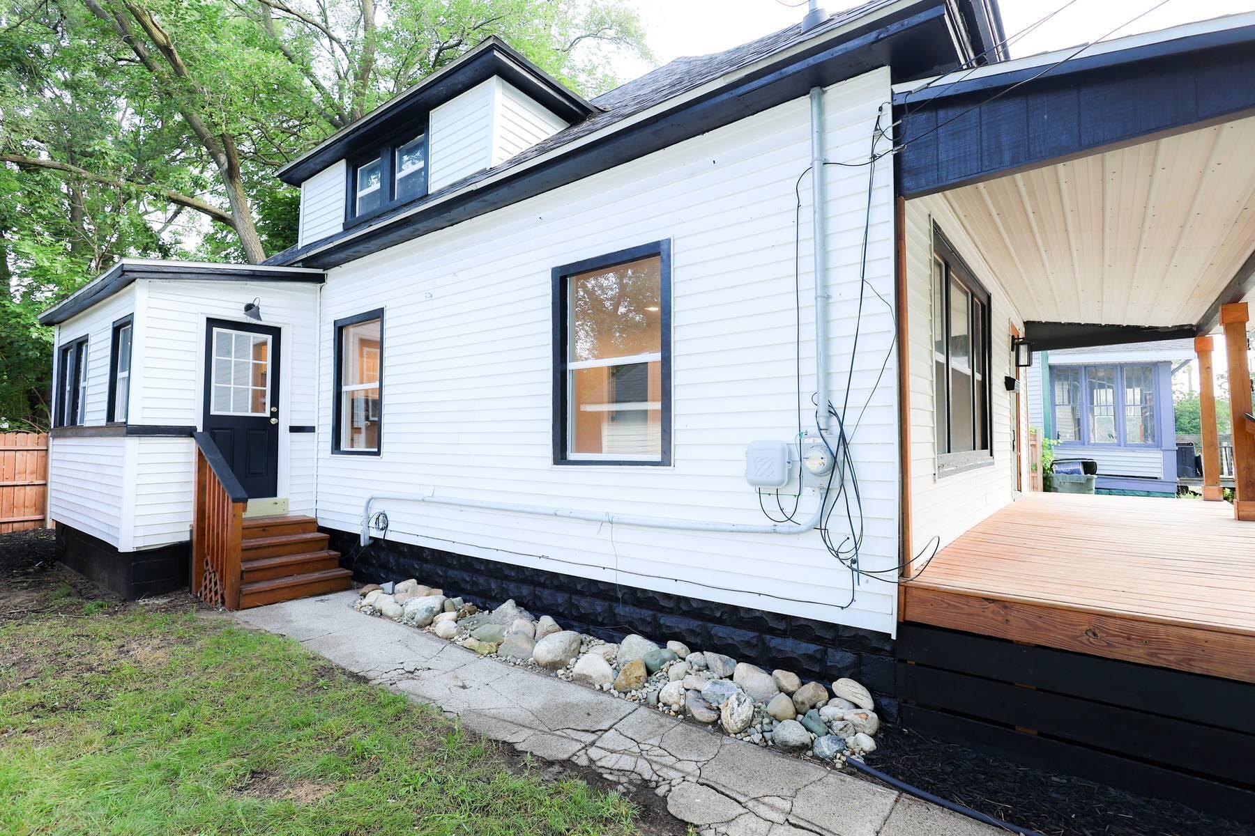 318 Catherine Avenue Muskegon MI 49442