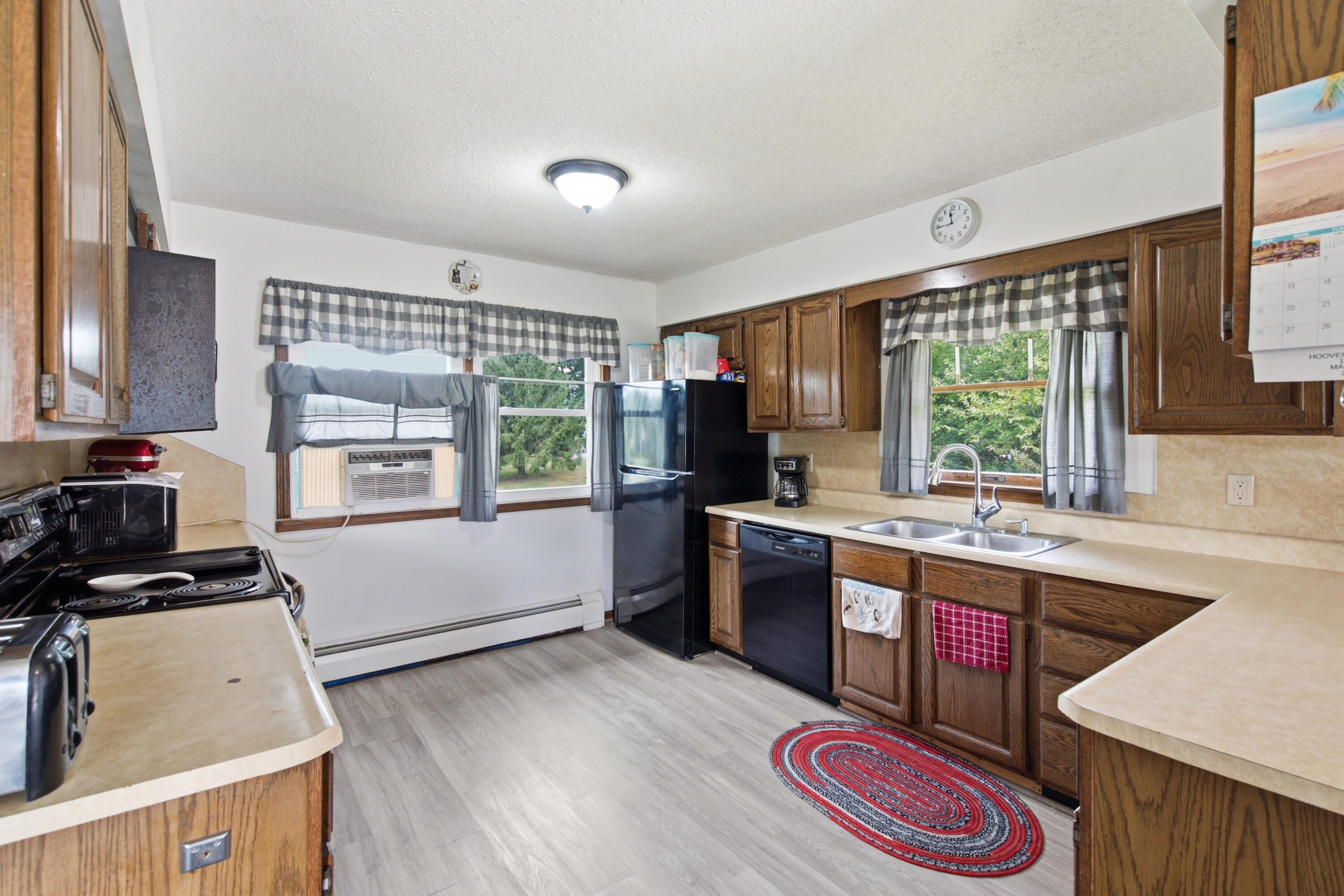 81611 White Oak Drive Decatur MI 49045