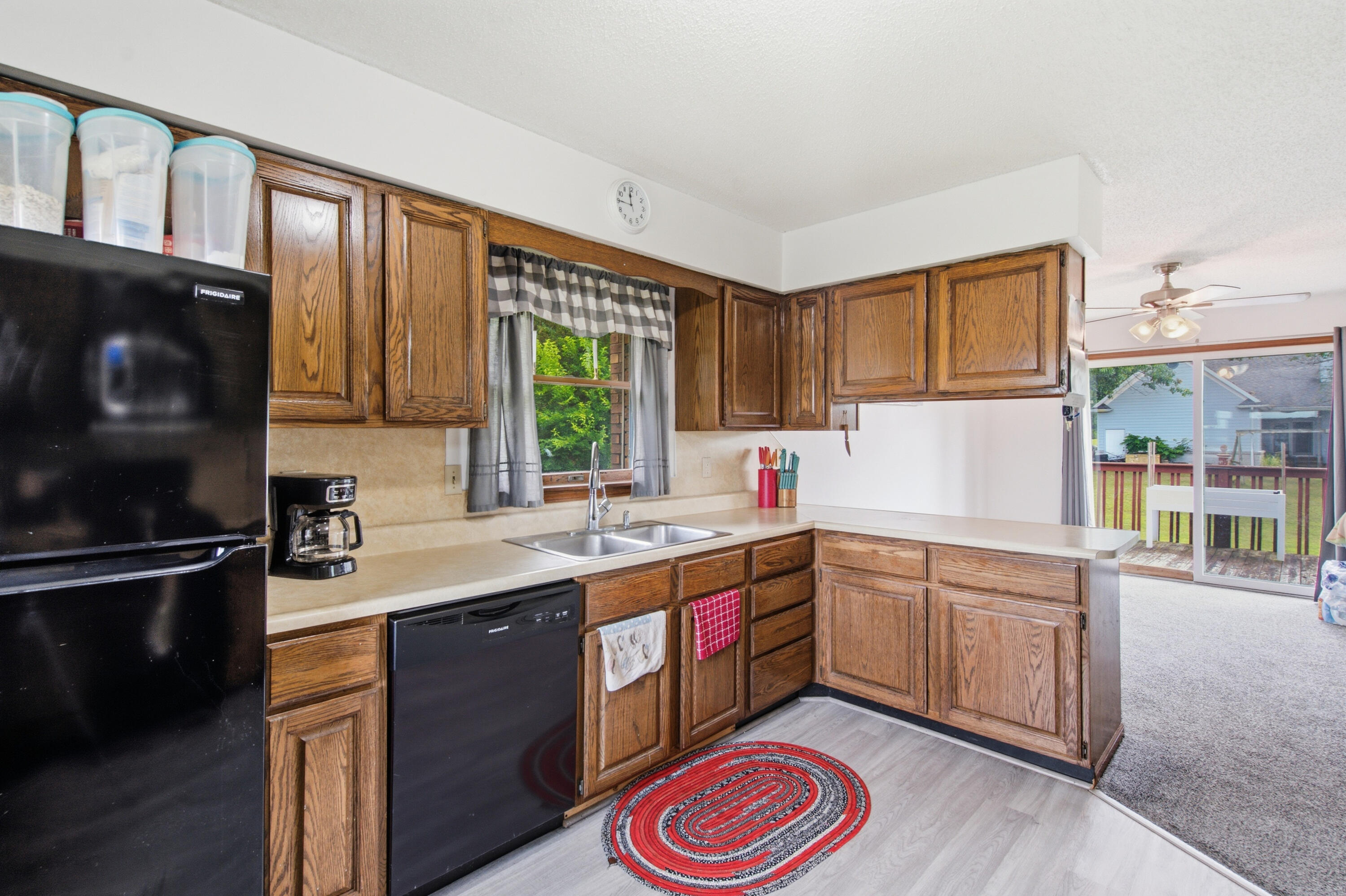81611 White Oak Drive Decatur MI 49045