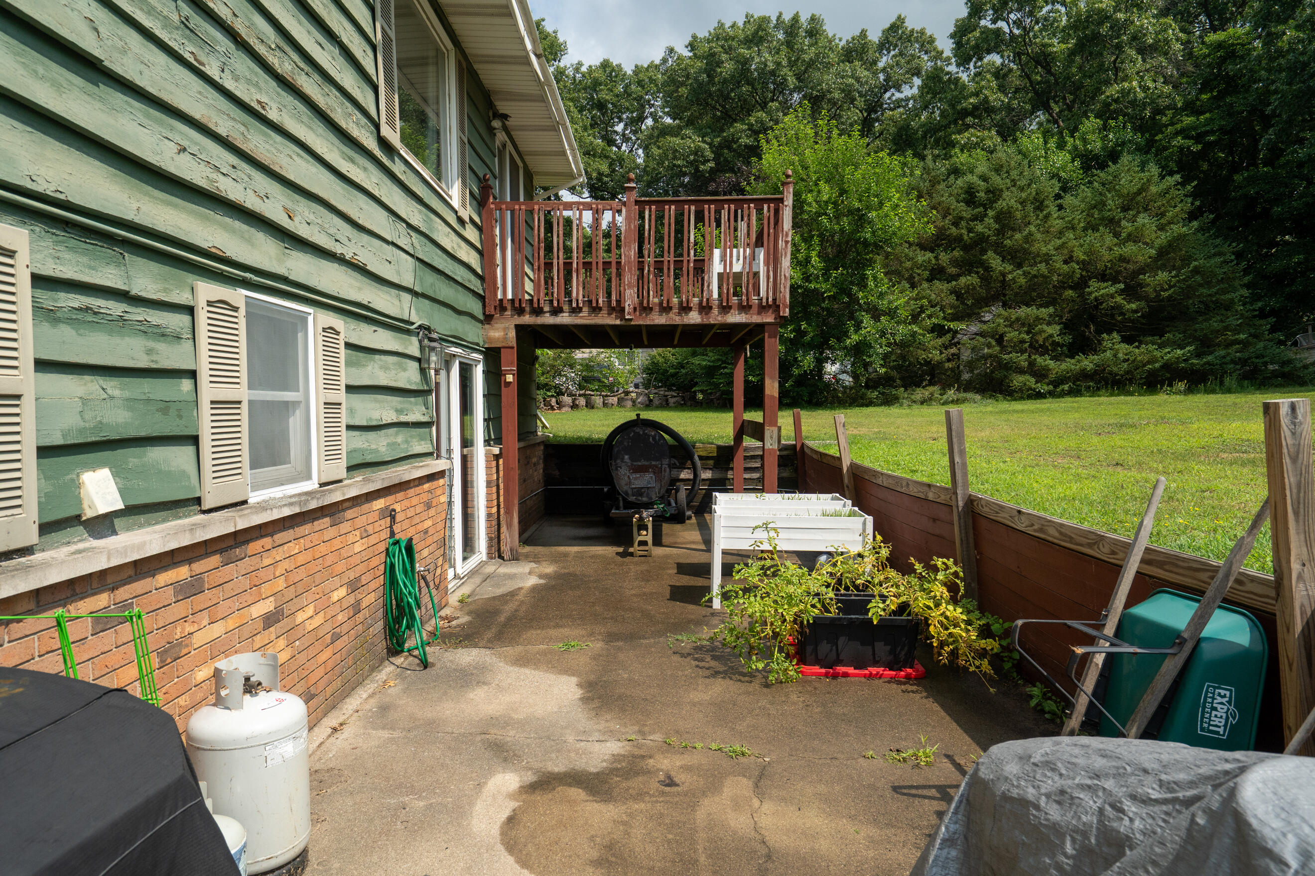 81611 White Oak Drive Decatur MI 49045