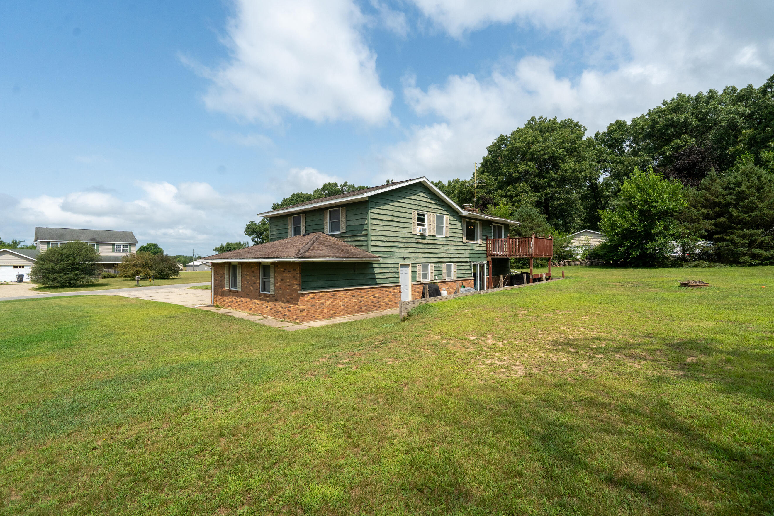 81611 White Oak Drive Decatur MI 49045