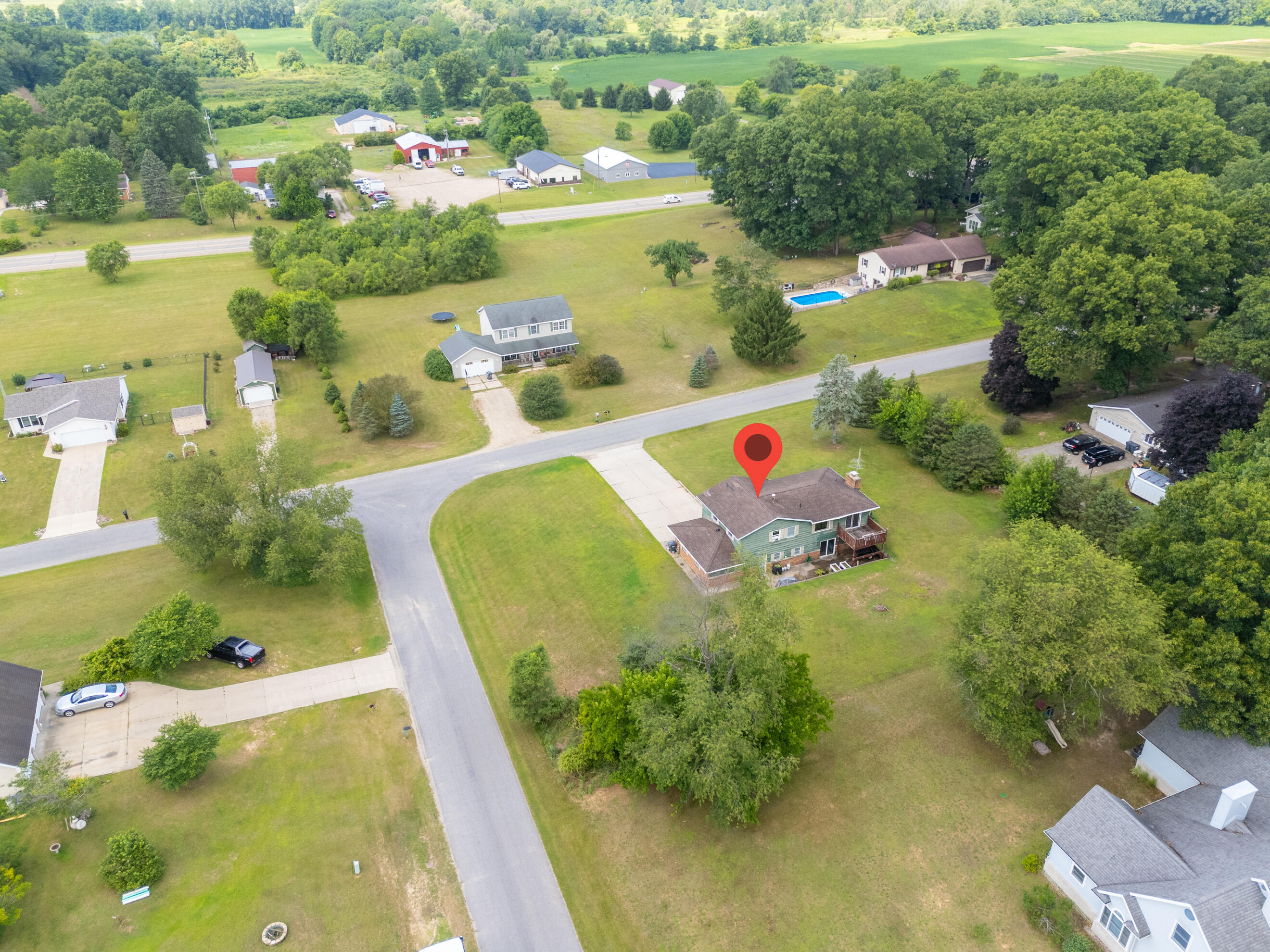 81611 White Oak Drive Decatur MI 49045