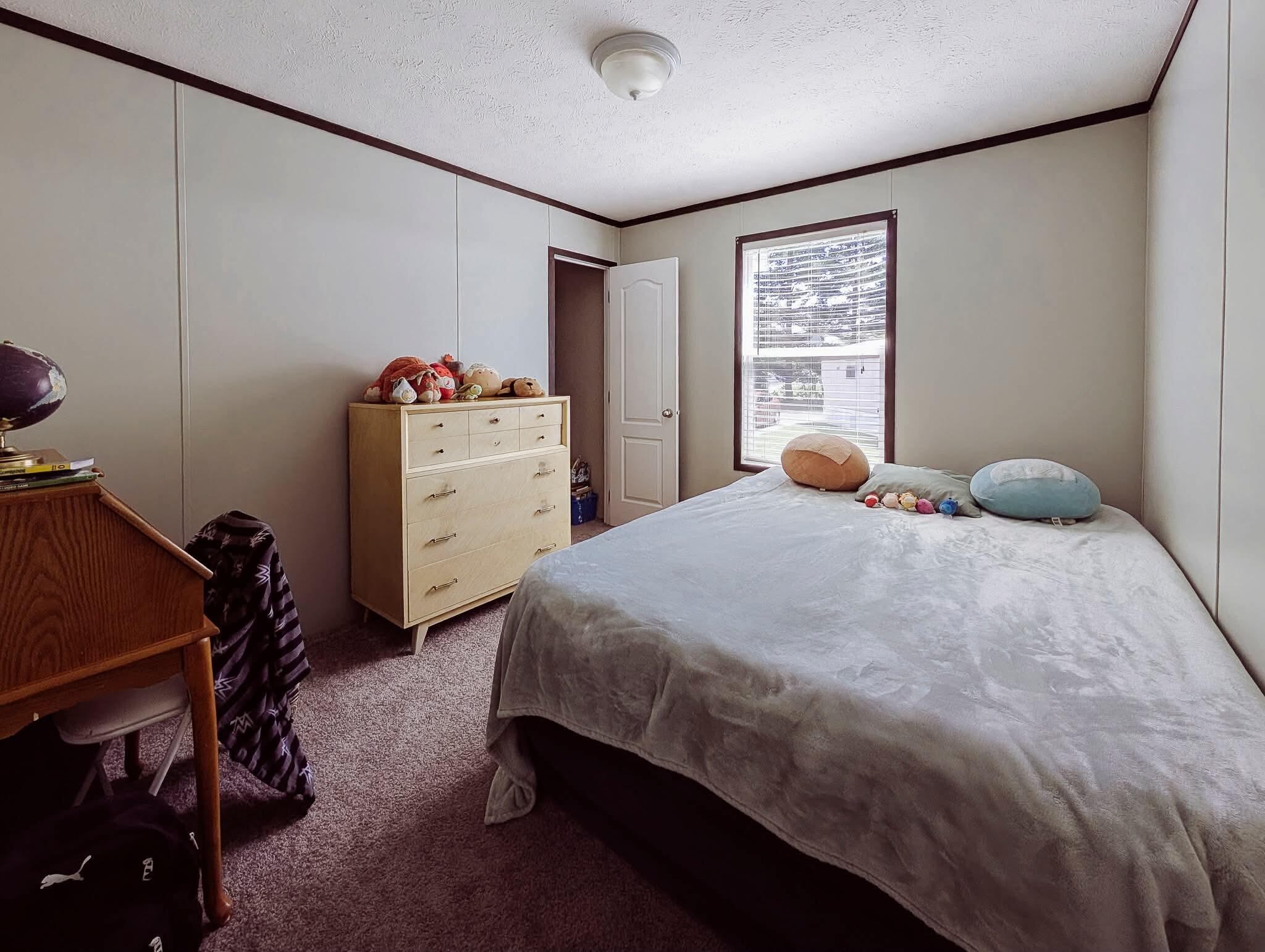 246 Center Green Meadow Street SE Grand Rapids MI 49548