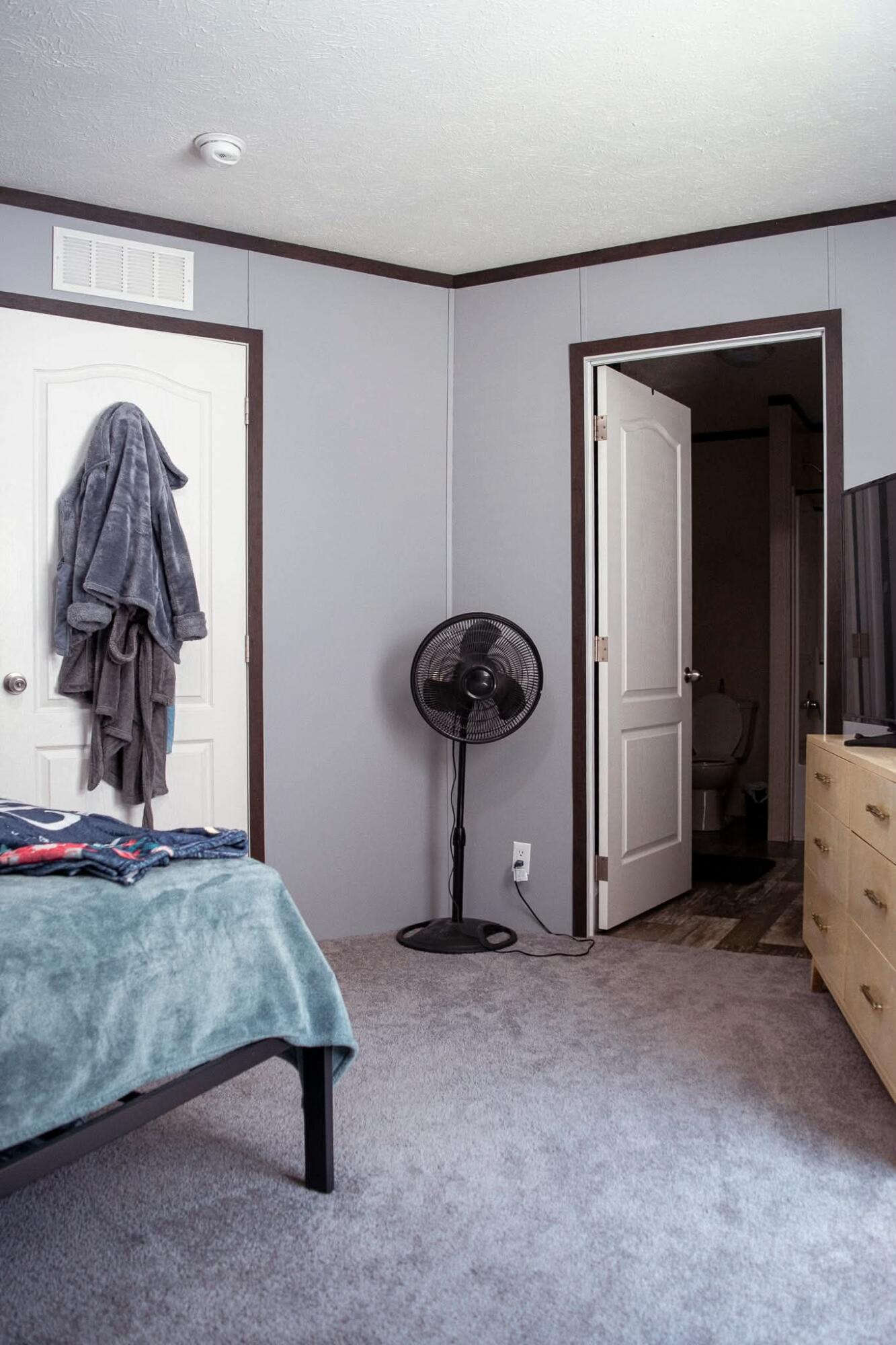 246 Center Green Meadow Street SE Grand Rapids MI 49548