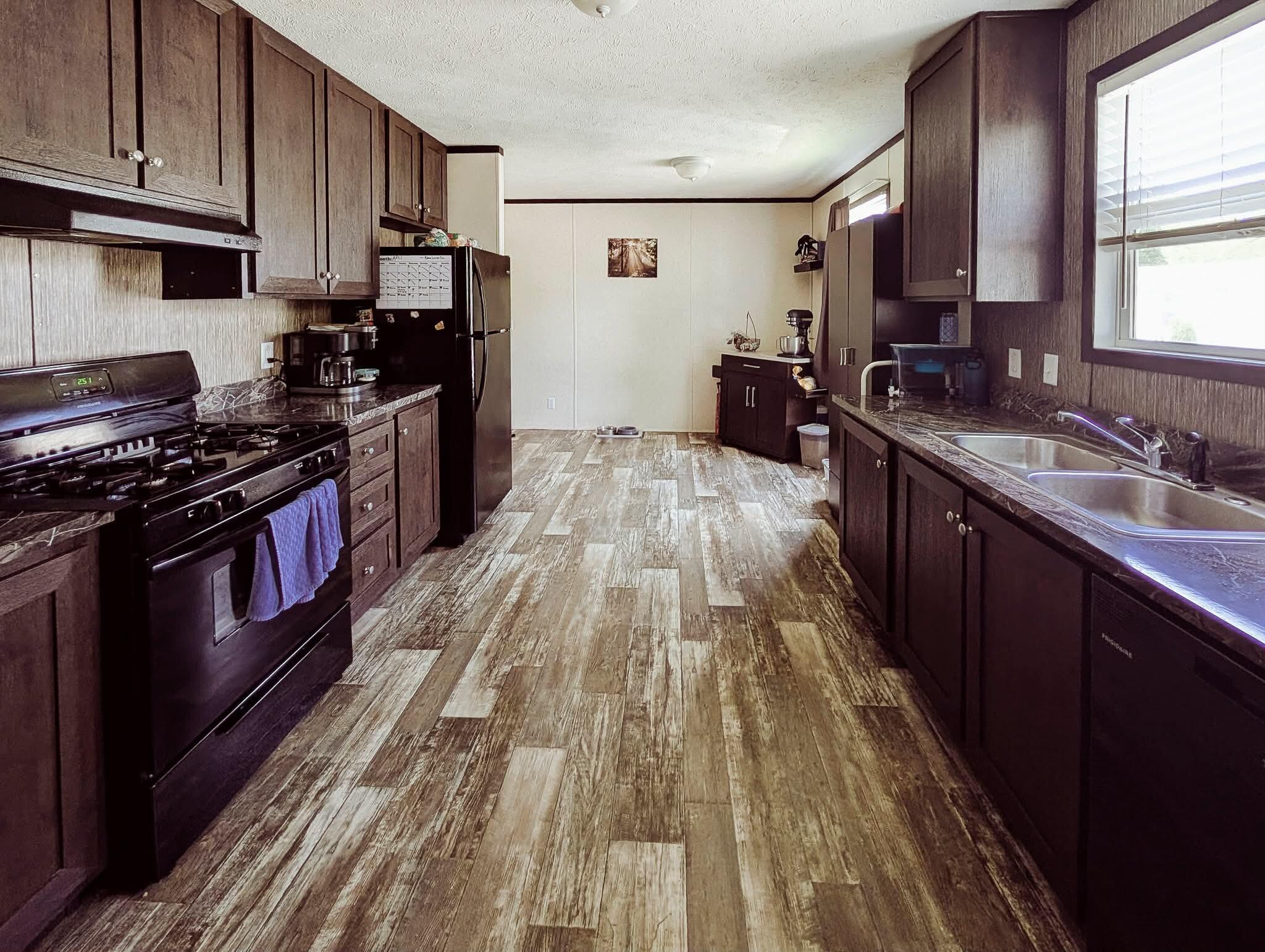 246 Center Green Meadow Street SE Grand Rapids MI 49548