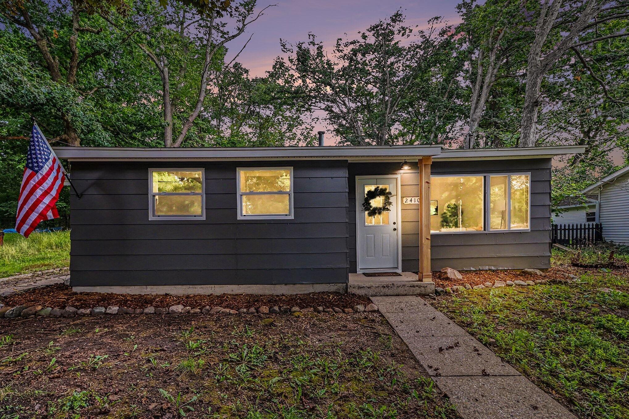 2410 Monterey Drive Kalamazoo MI 49004