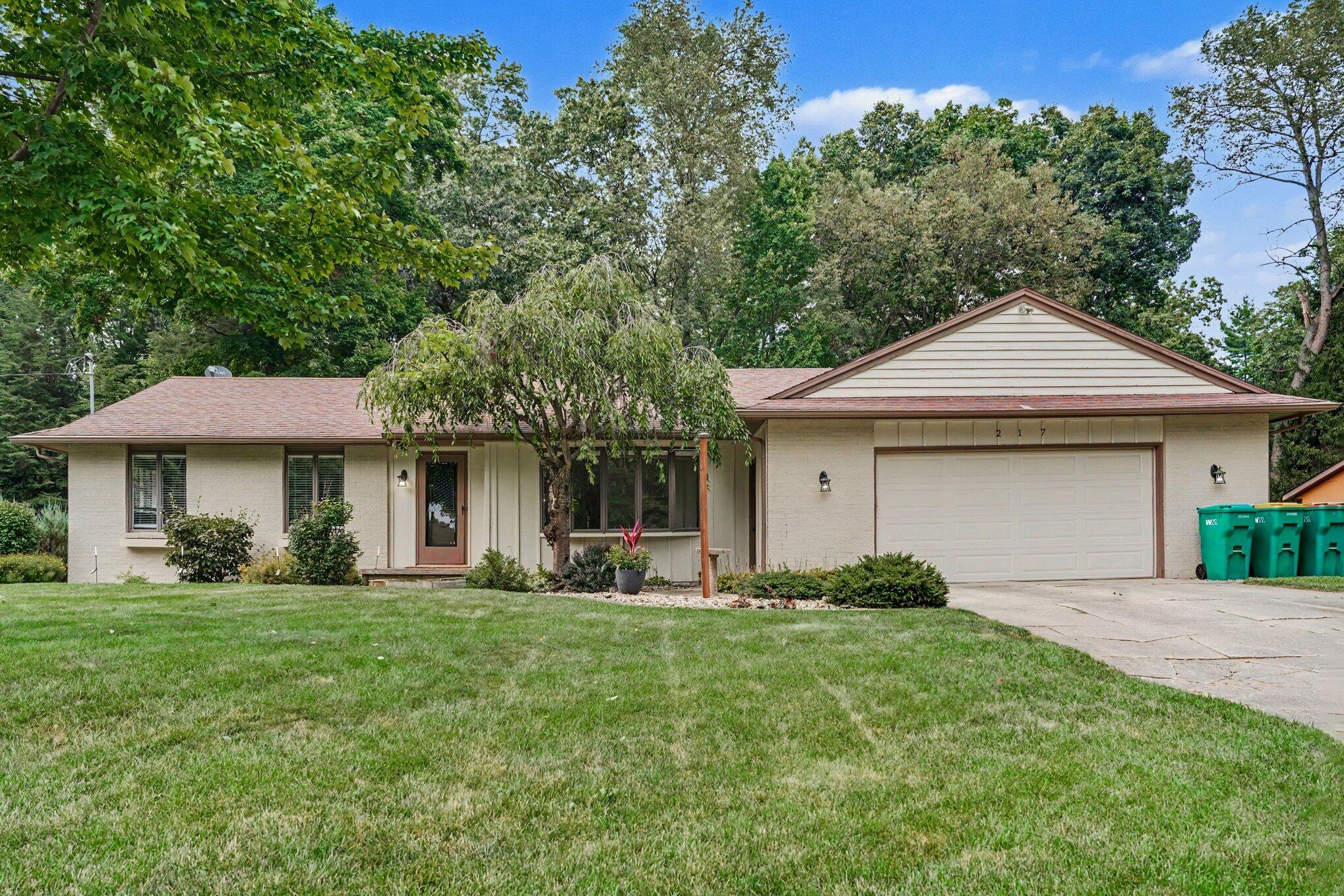 217 Cliffwood Avenue Portage MI 49002