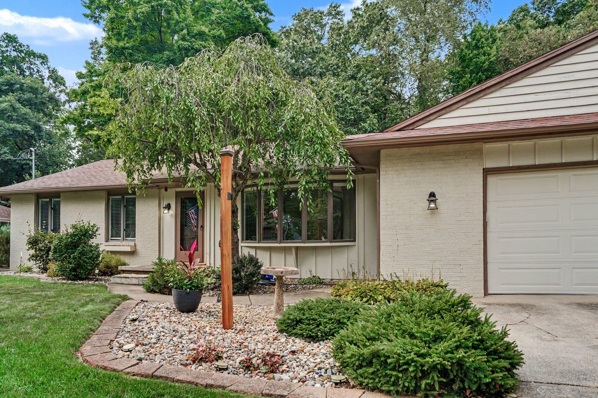 217 Cliffwood Avenue Portage MI 49002
