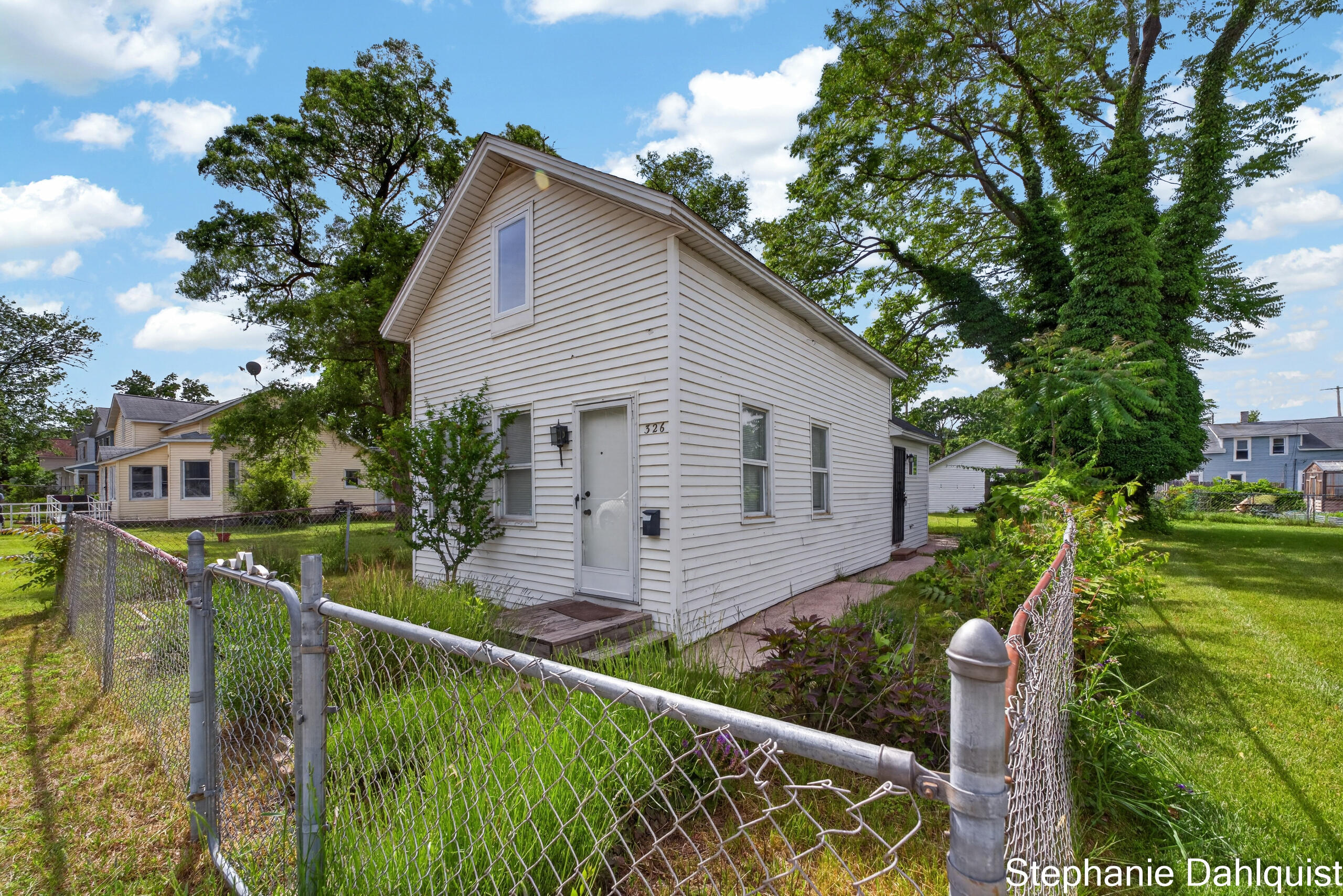 326 Mason Avenue Muskegon MI 49441