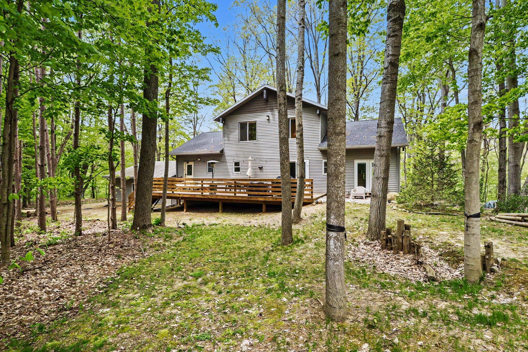 10953 Red Bud Trail Berrien Springs MI 49103