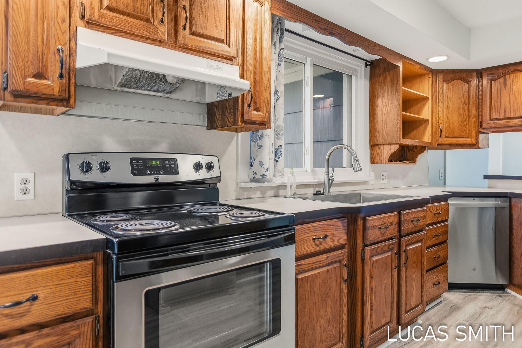 3024 Maple Grove Road Muskegon MI 49441