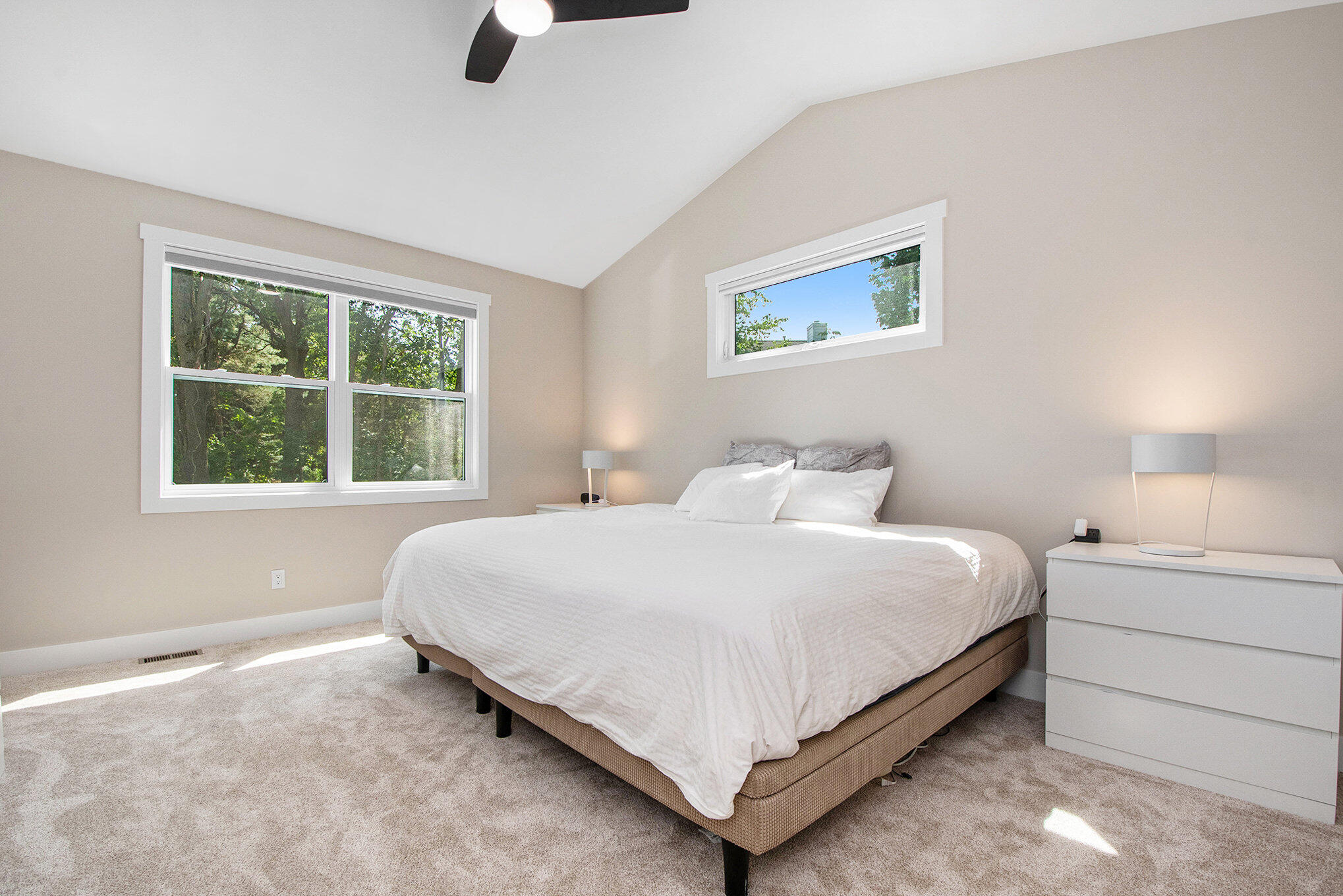 3719 Bradford Street NE Grand Rapids MI 49525