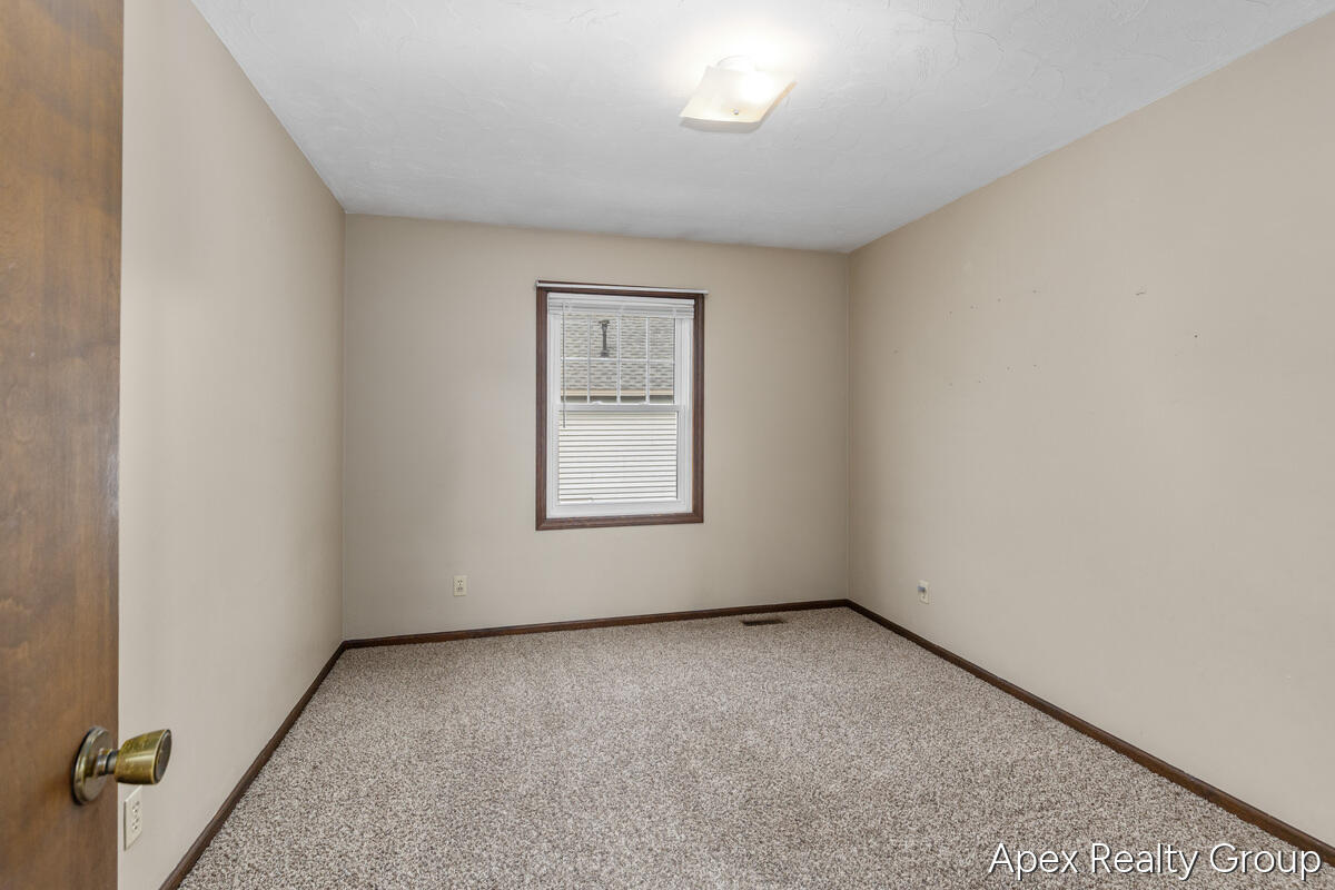 555 E Central Avenue Zeeland MI 49464