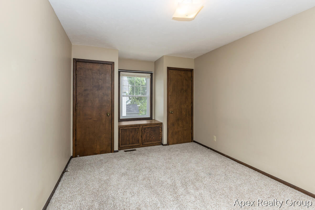 555 E Central Avenue Zeeland MI 49464