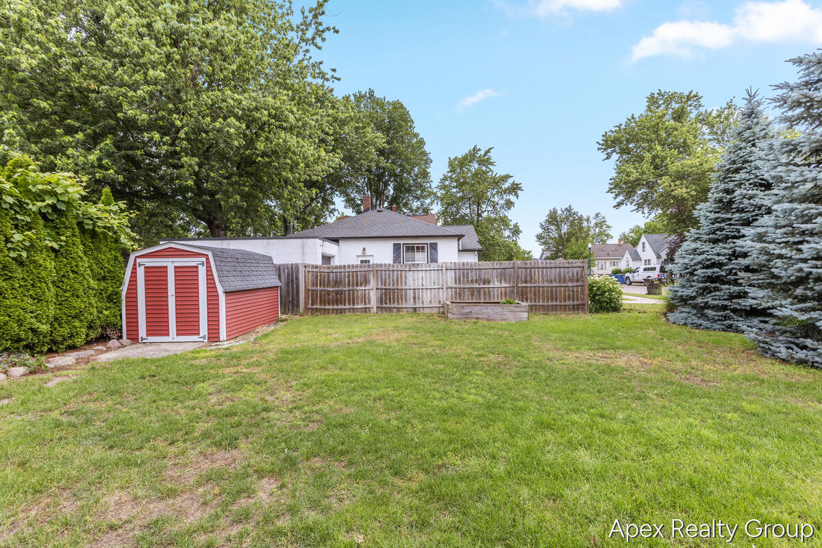 555 E Central Avenue Zeeland MI 49464