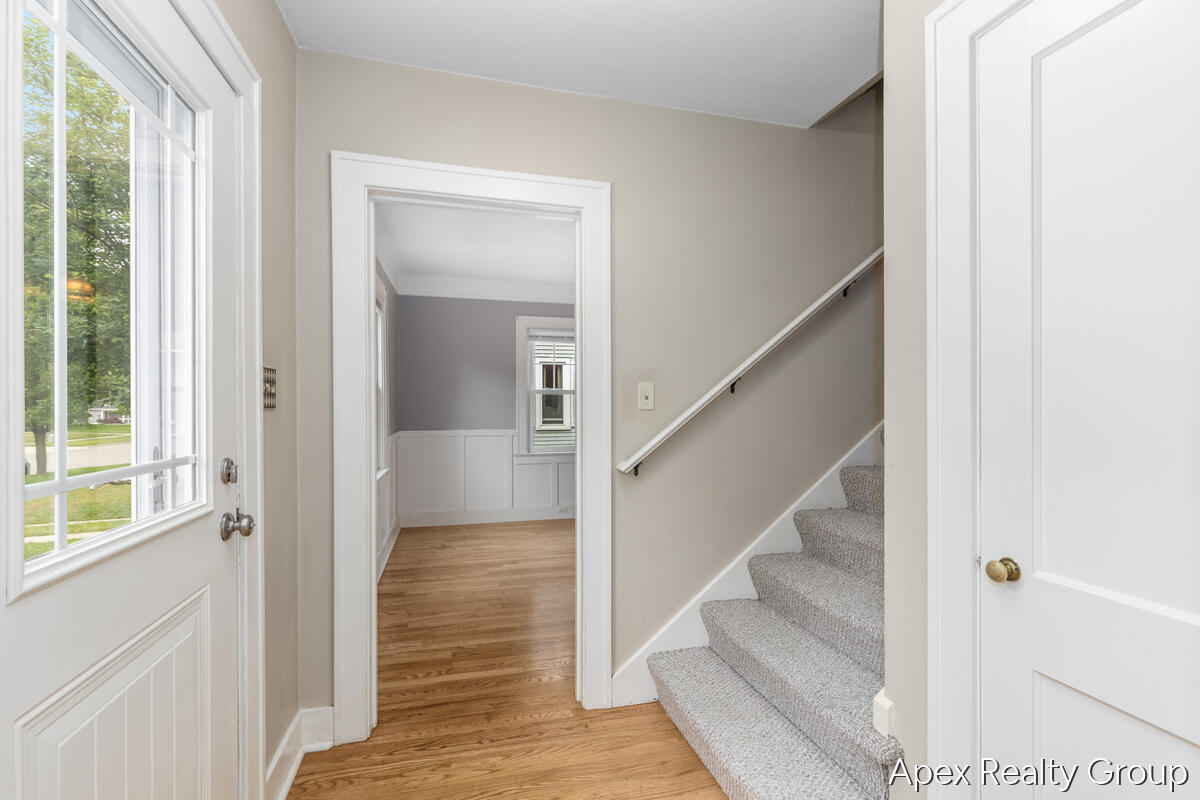 555 E Central Avenue Zeeland MI 49464