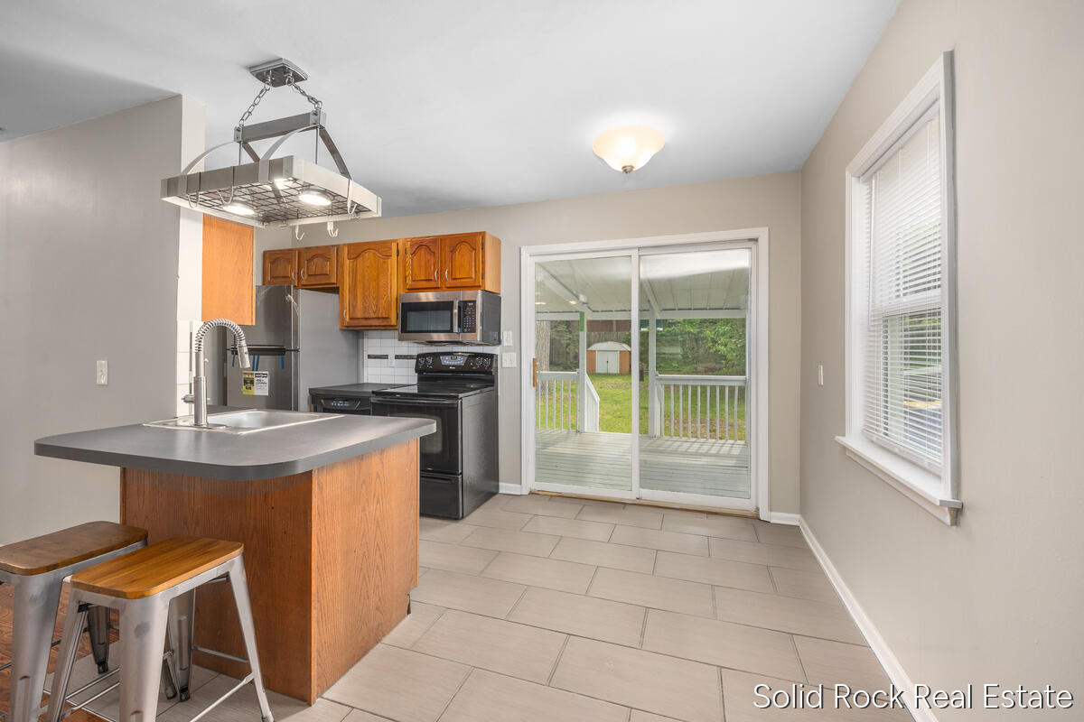 1146 Eastern Avenue NE Grand Rapids MI 49503
