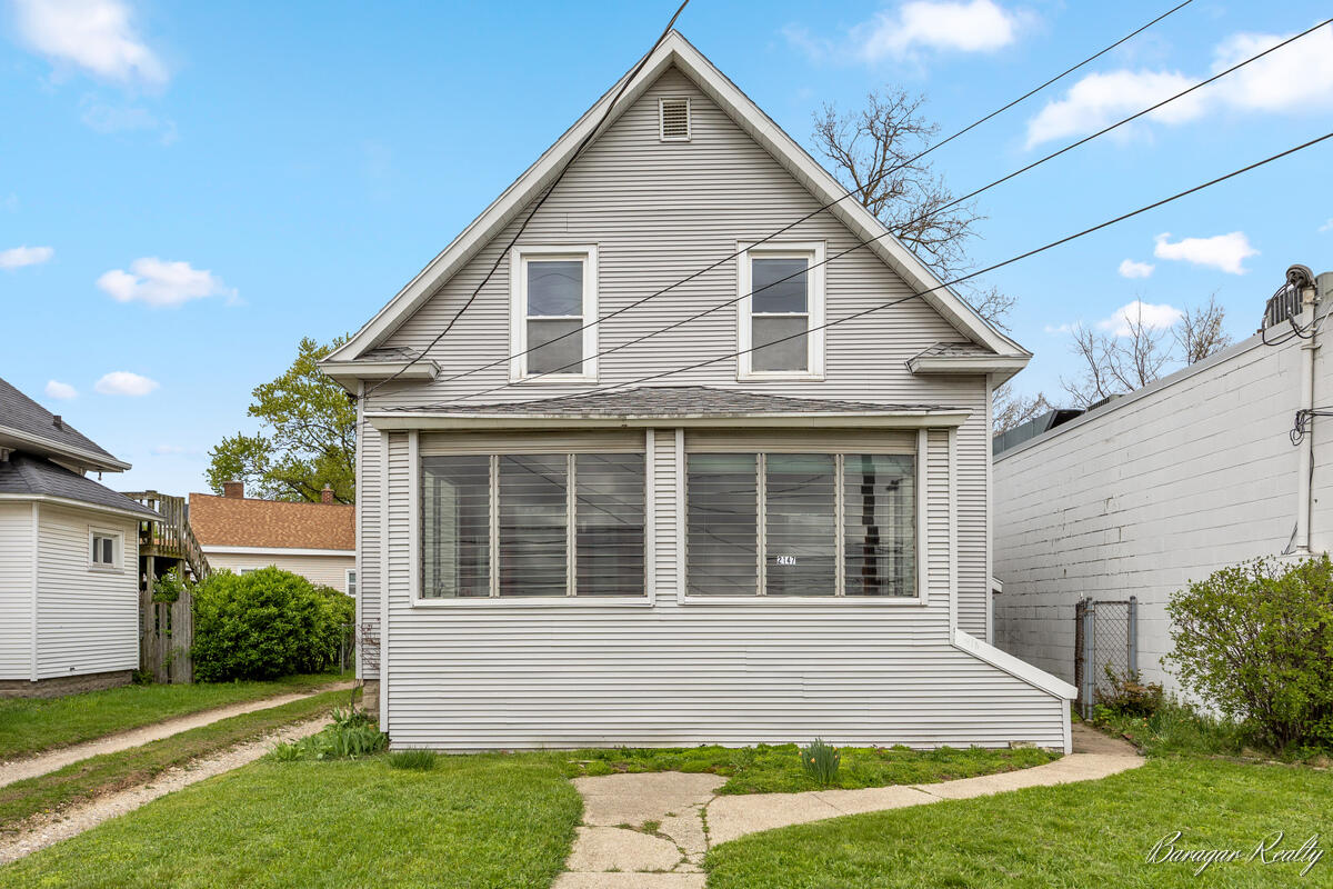 2147 Plainfield Avenue NE Grand Rapids MI 49505