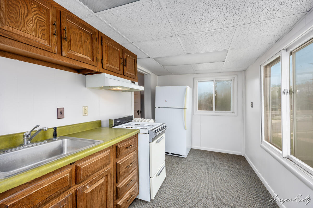 2147 Plainfield Avenue NE Grand Rapids MI 49505