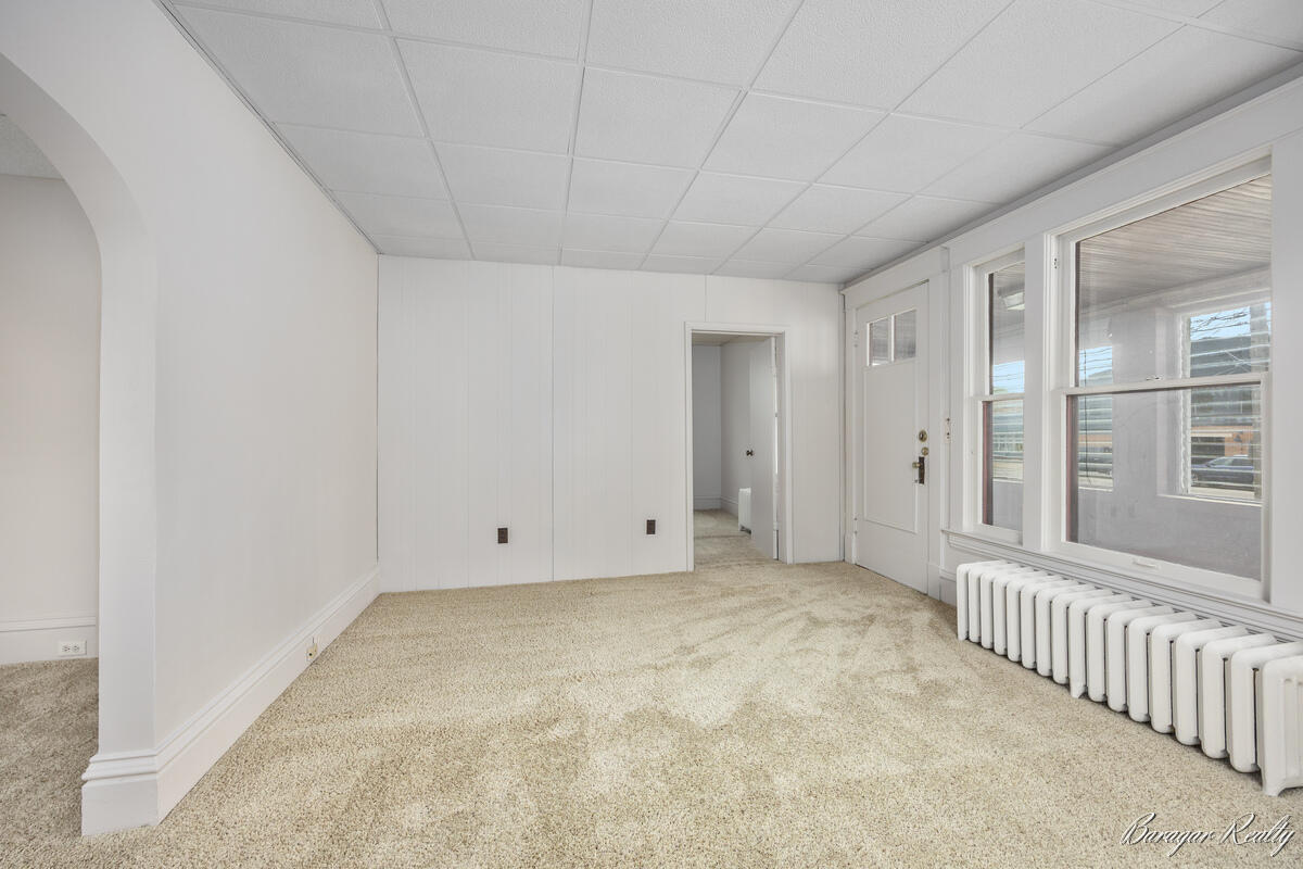 2147 Plainfield Avenue NE Grand Rapids MI 49505