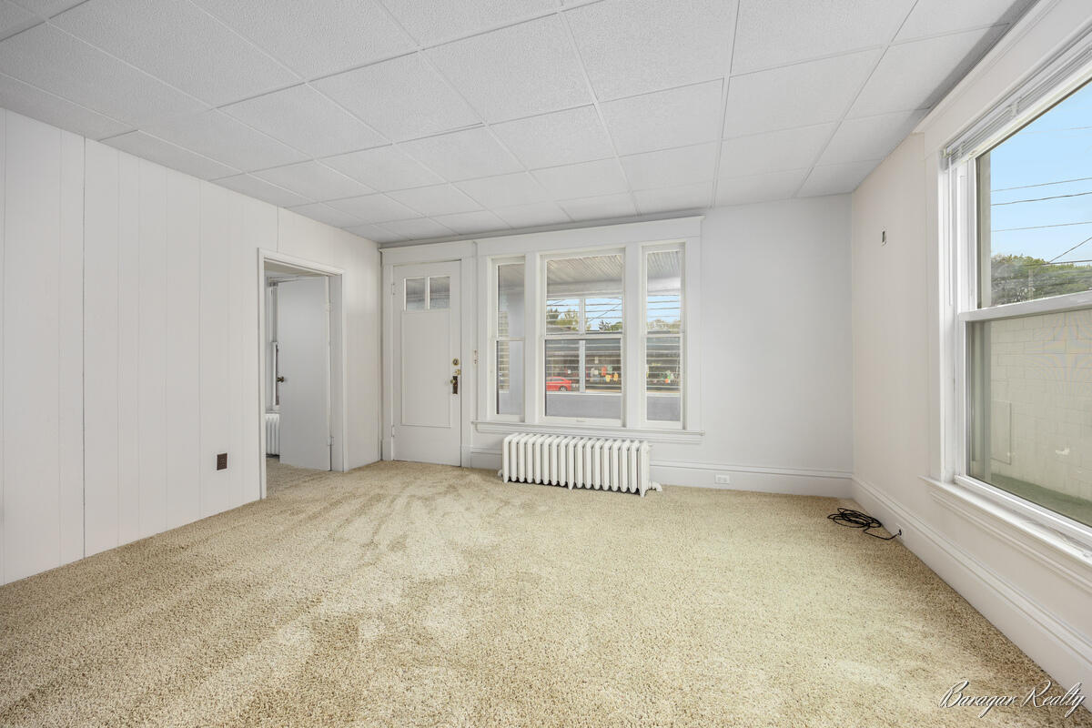 2147 Plainfield Avenue NE Grand Rapids MI 49505