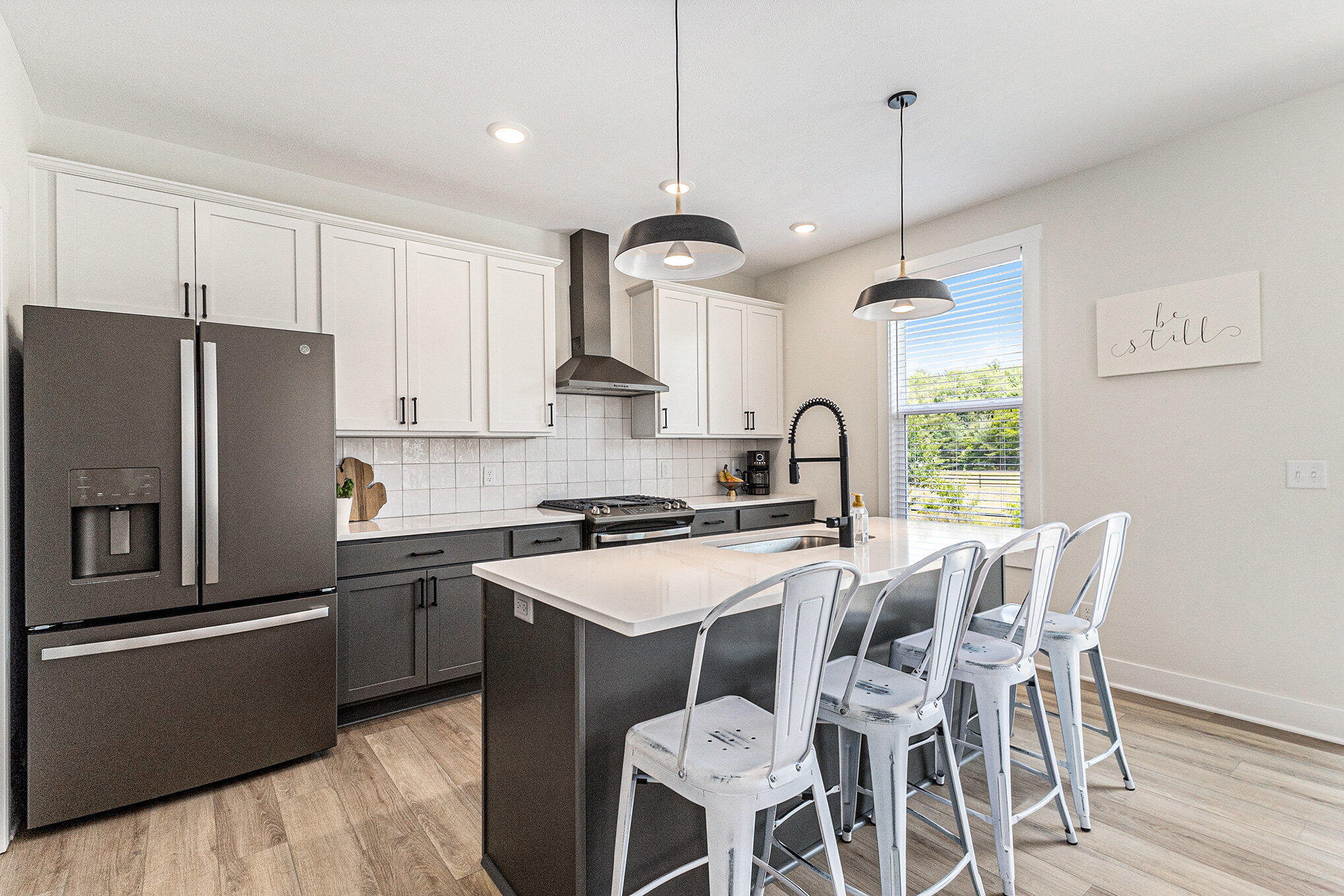 12524 Manchester Drive Grand Haven MI 49417