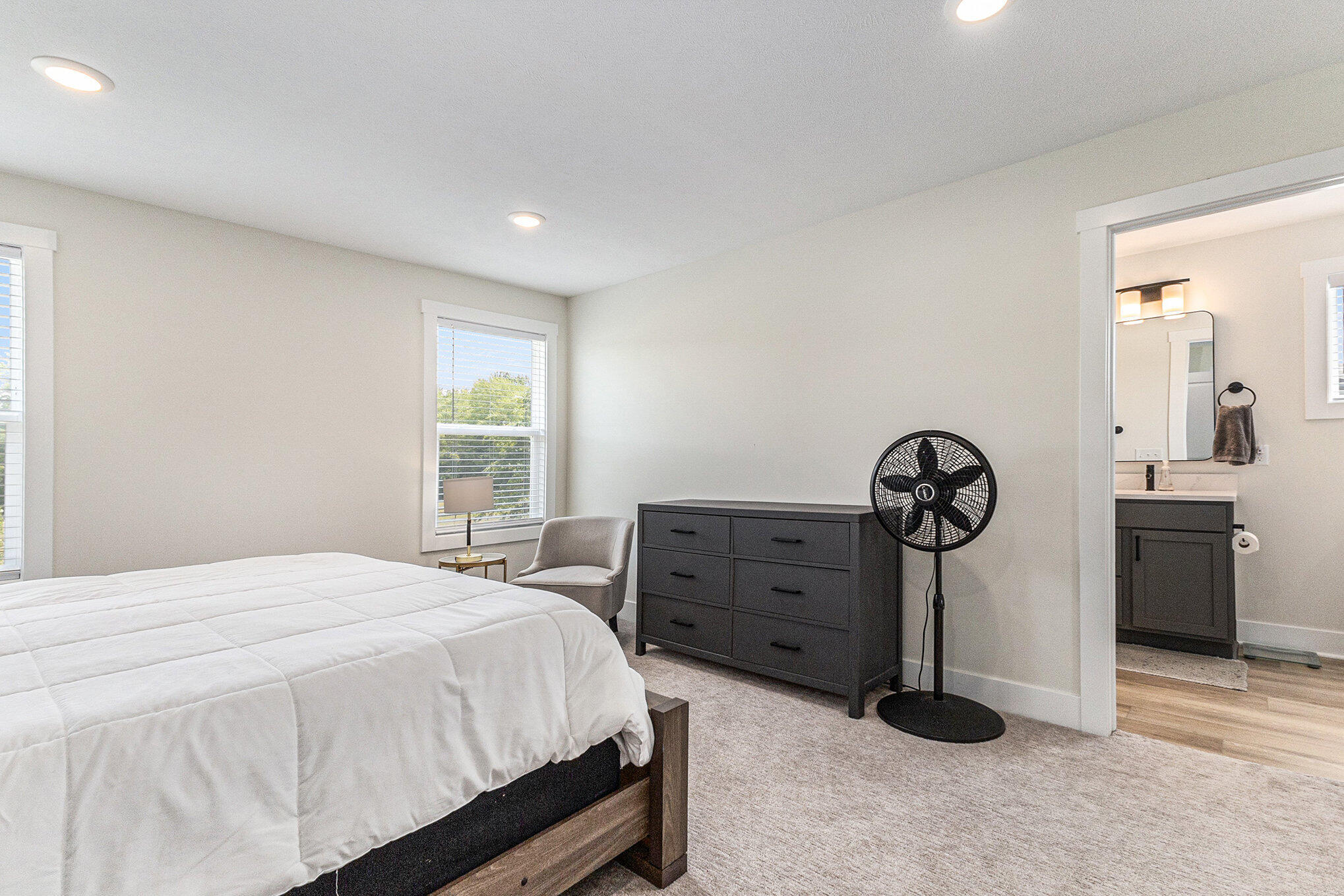 12524 Manchester Drive Grand Haven MI 49417