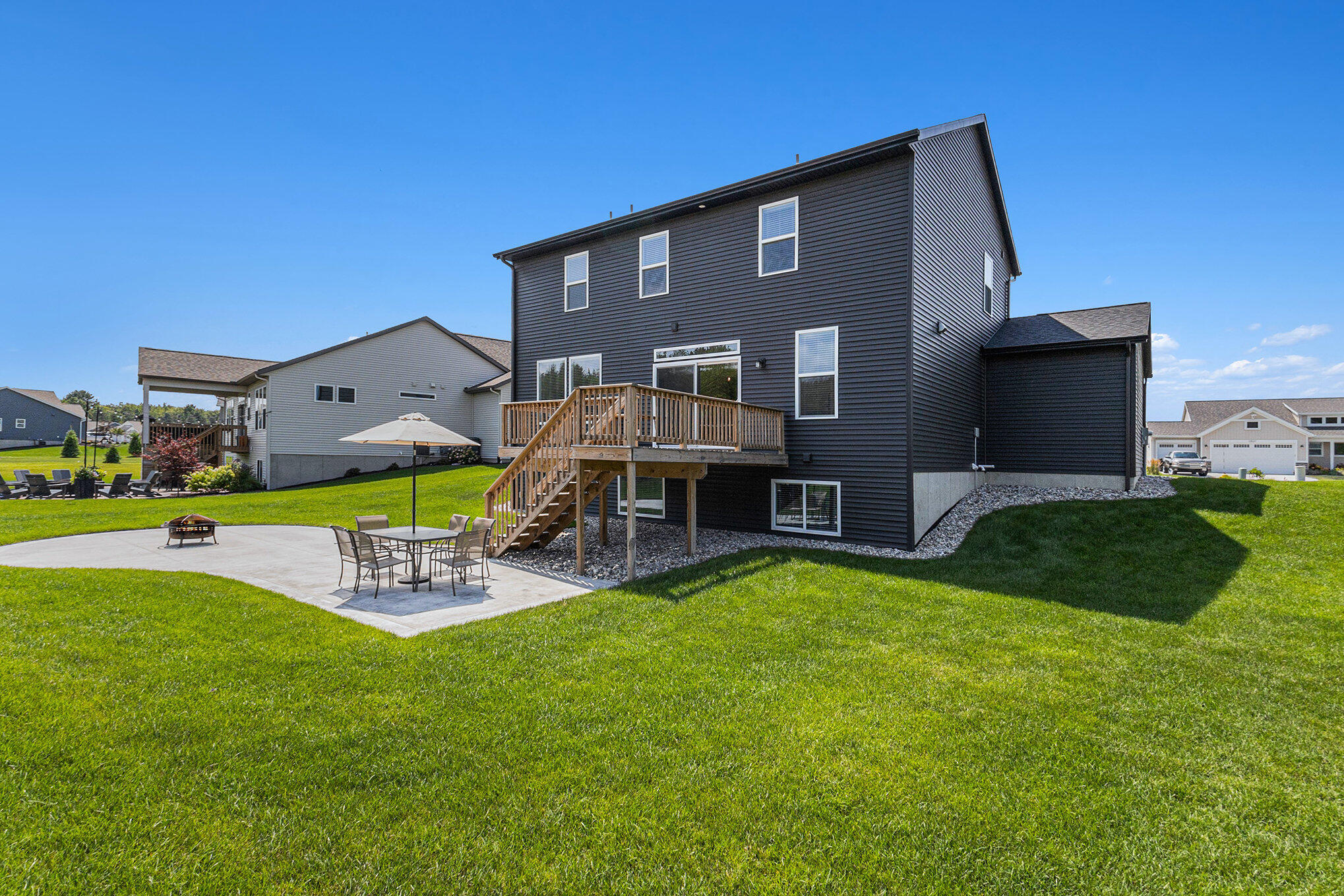 12524 Manchester Drive Grand Haven MI 49417