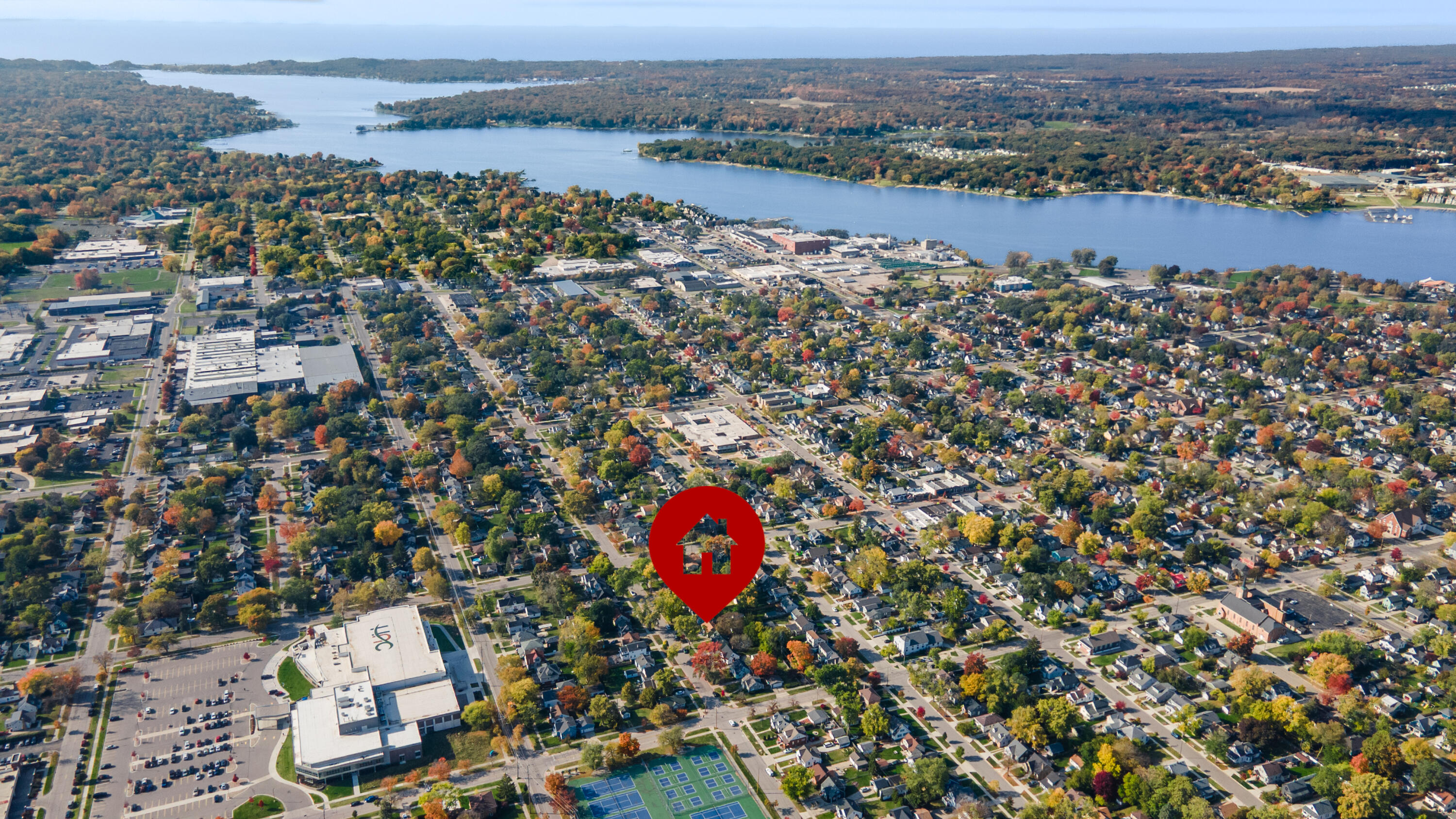 185 W 21st Street Holland MI 49423