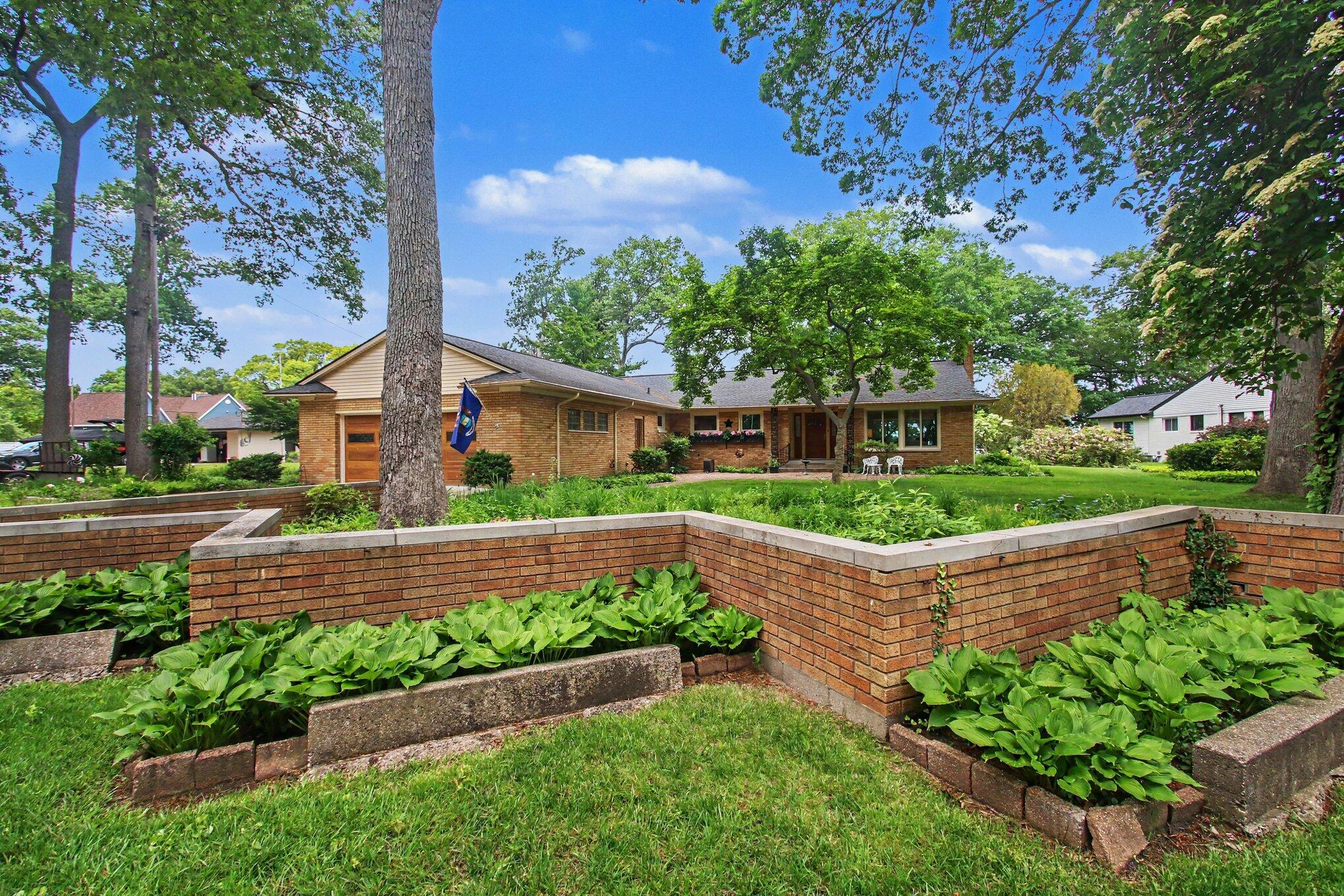 3844 Highgate Road Muskegon MI 49441