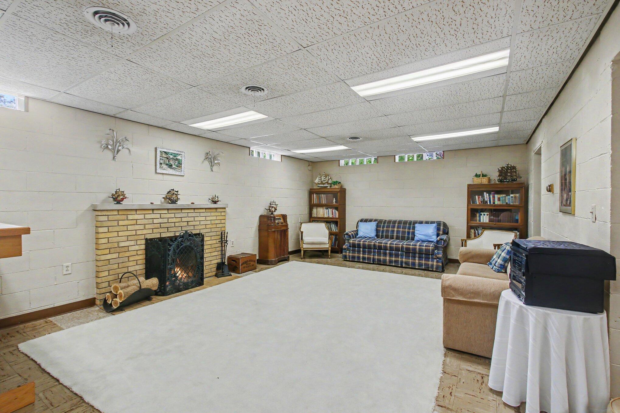 3844 Highgate Road Muskegon MI 49441