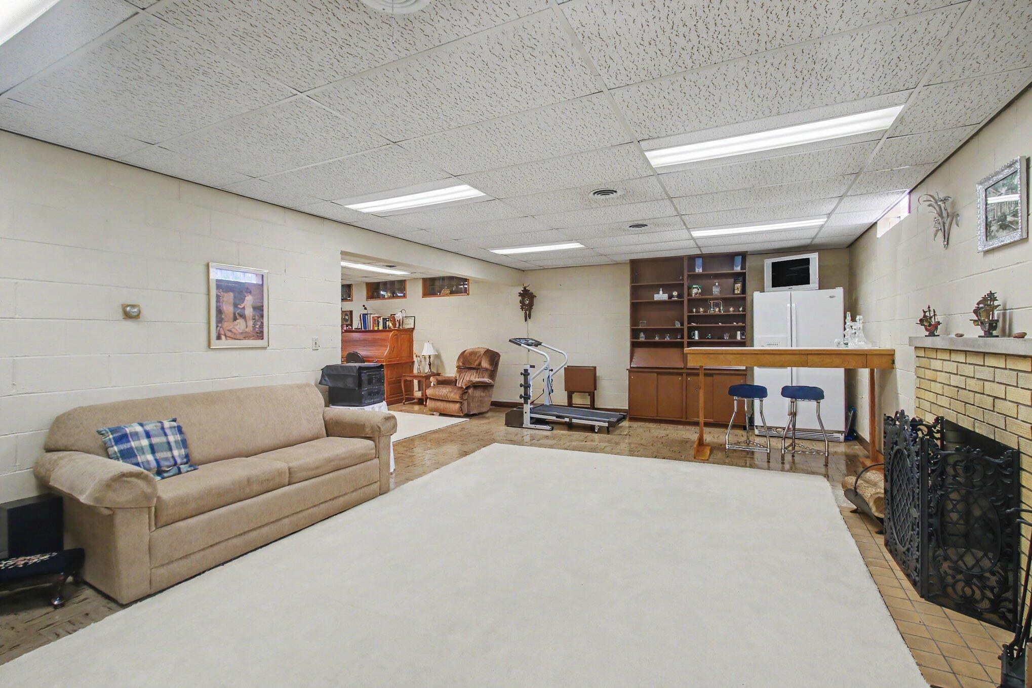 3844 Highgate Road Muskegon MI 49441