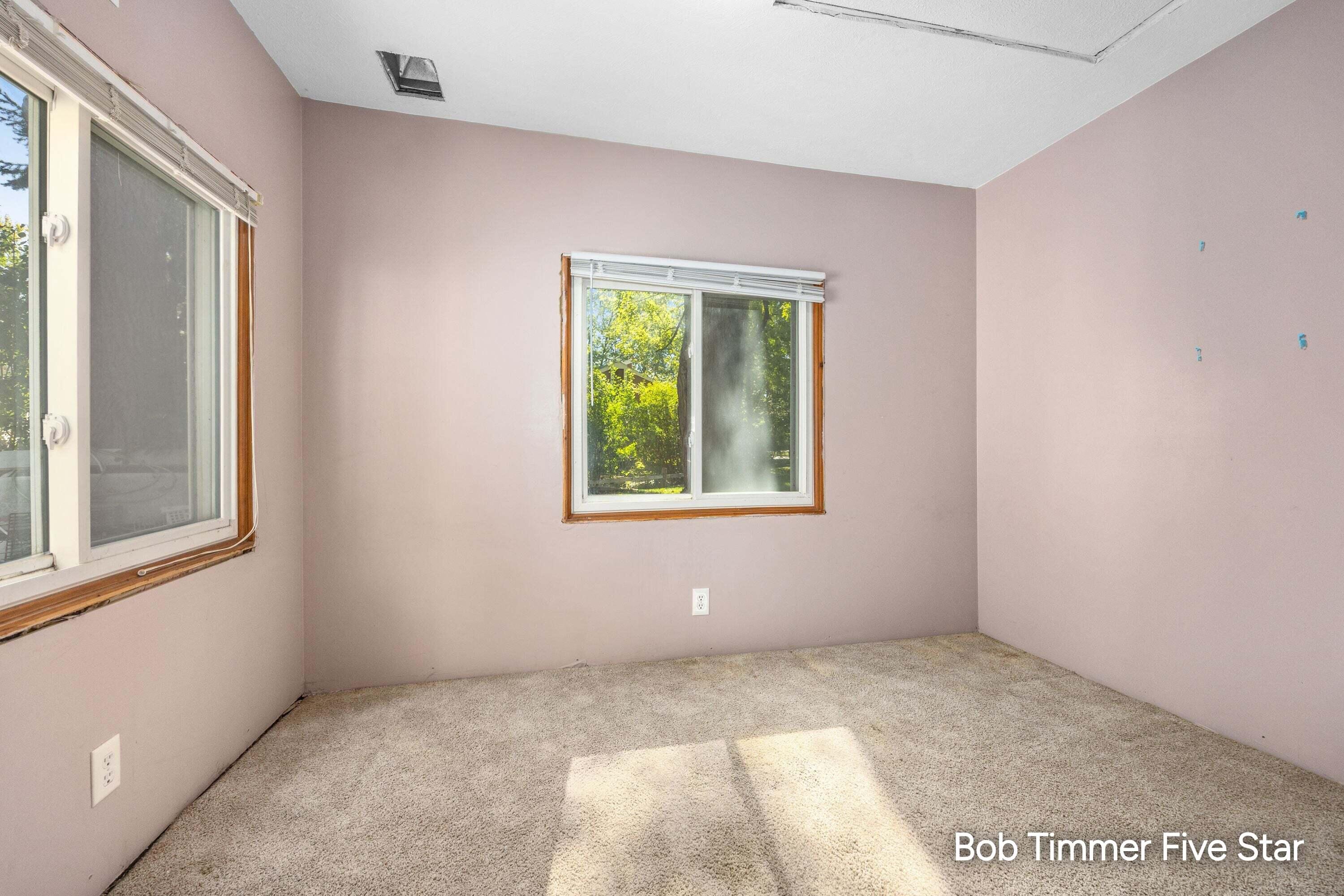 2284 104th Avenue Zeeland MI 49464